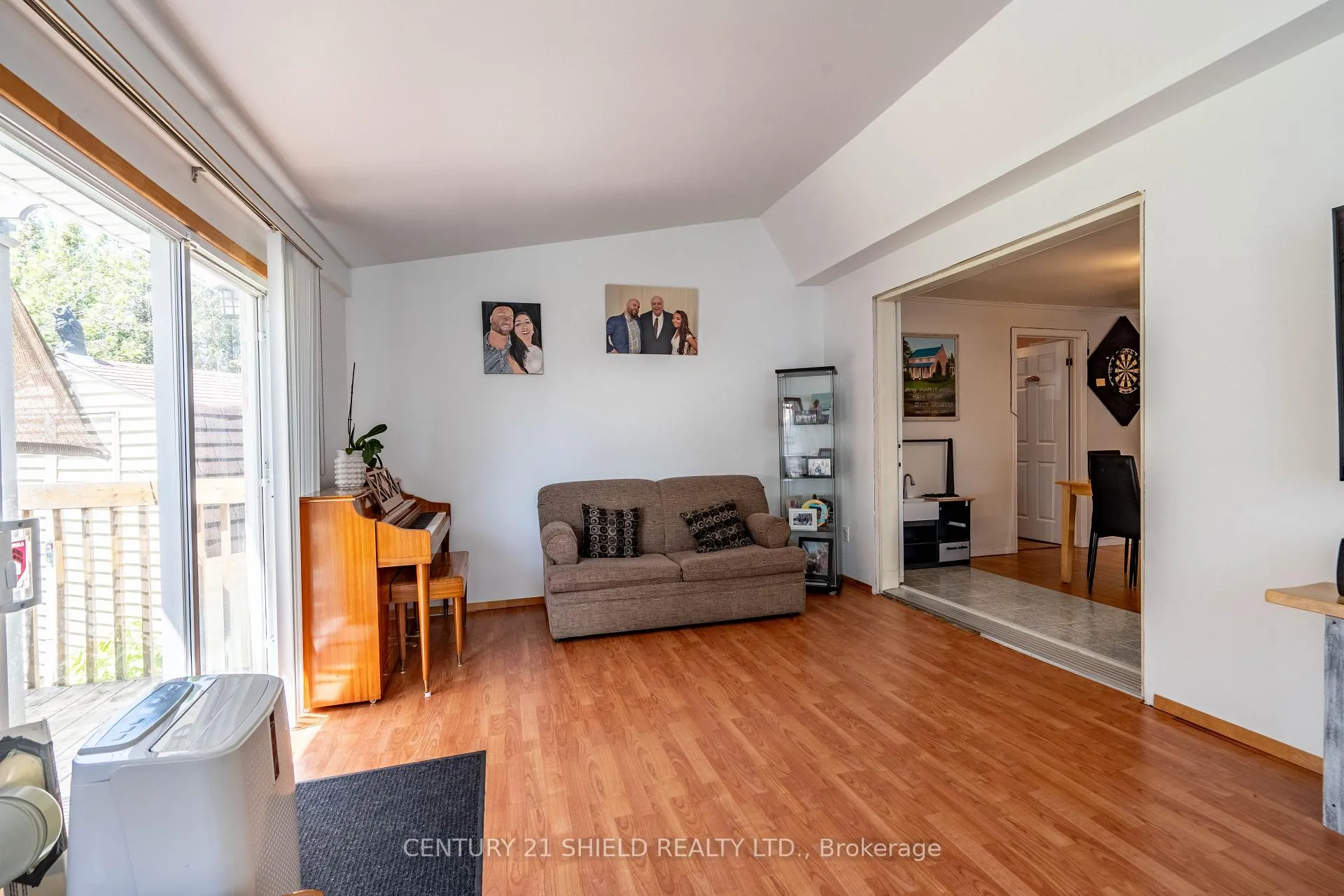 Photo 9 of 1320 Aubin Avenue, Cornwall — HOMEH