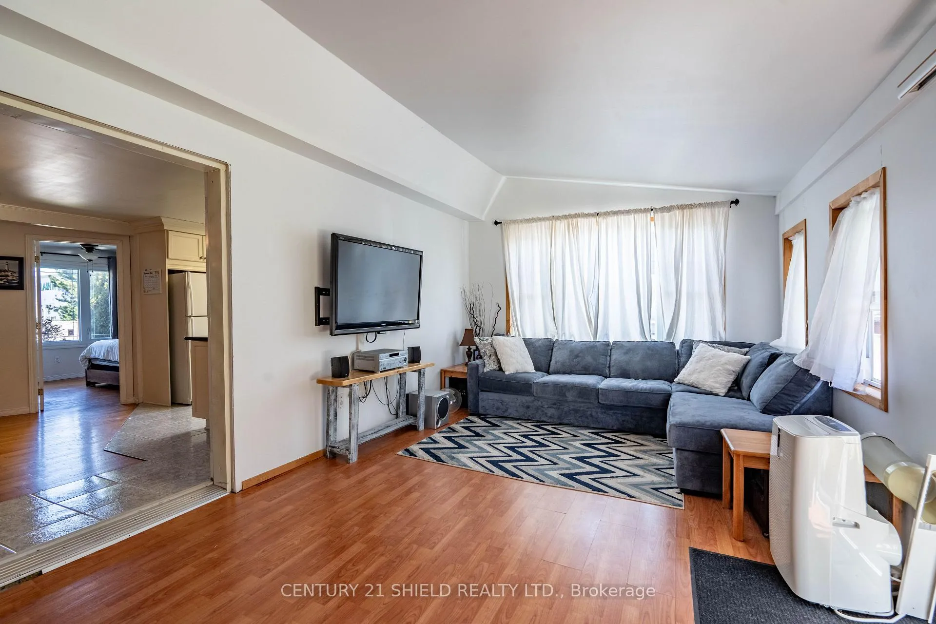Photo 10 of 1320 Aubin Avenue, Cornwall — HOMEH