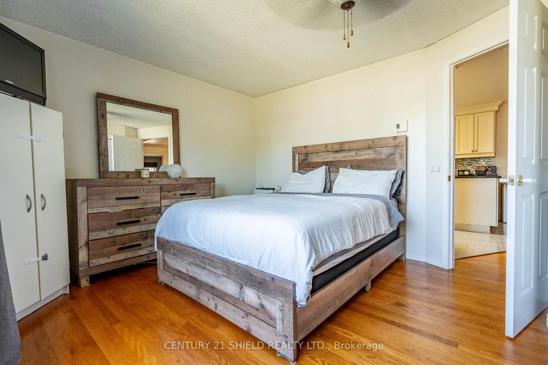 Photo 13 of 1320 Aubin Avenue, Cornwall — HOMEH