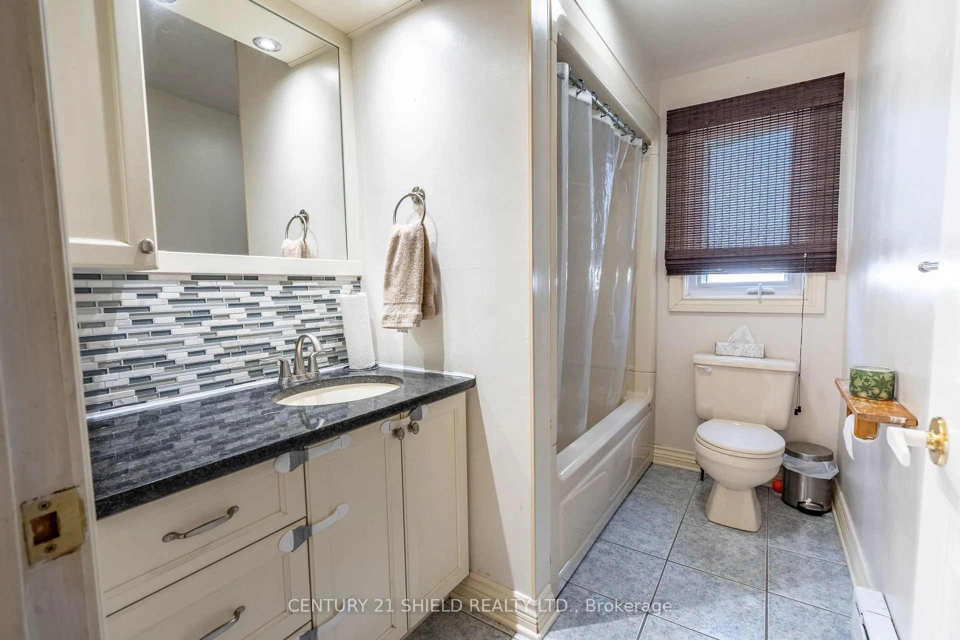Photo 19 of 1320 Aubin Avenue, Cornwall — HOMEH