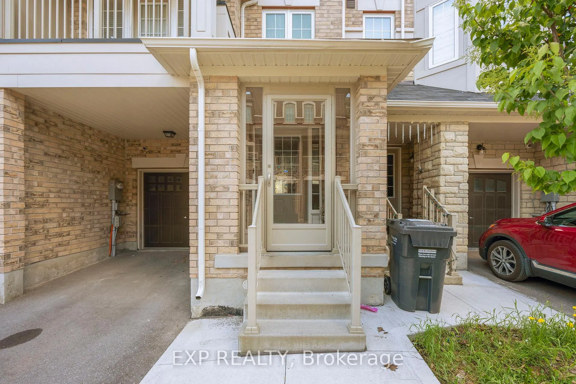 Photo 2 of 38 Miami Grove, Brampton, Bram East — HOMEH