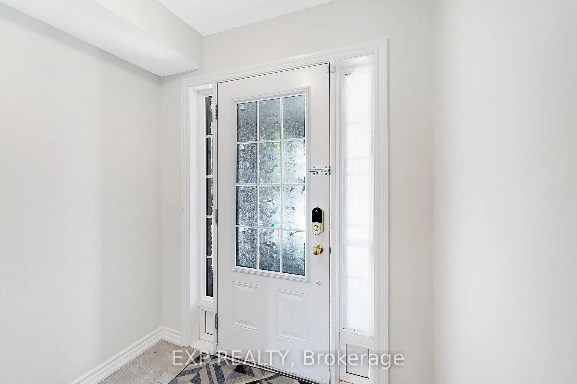 Photo 4 of 38 Miami Grove, Brampton, Bram East — HOMEH