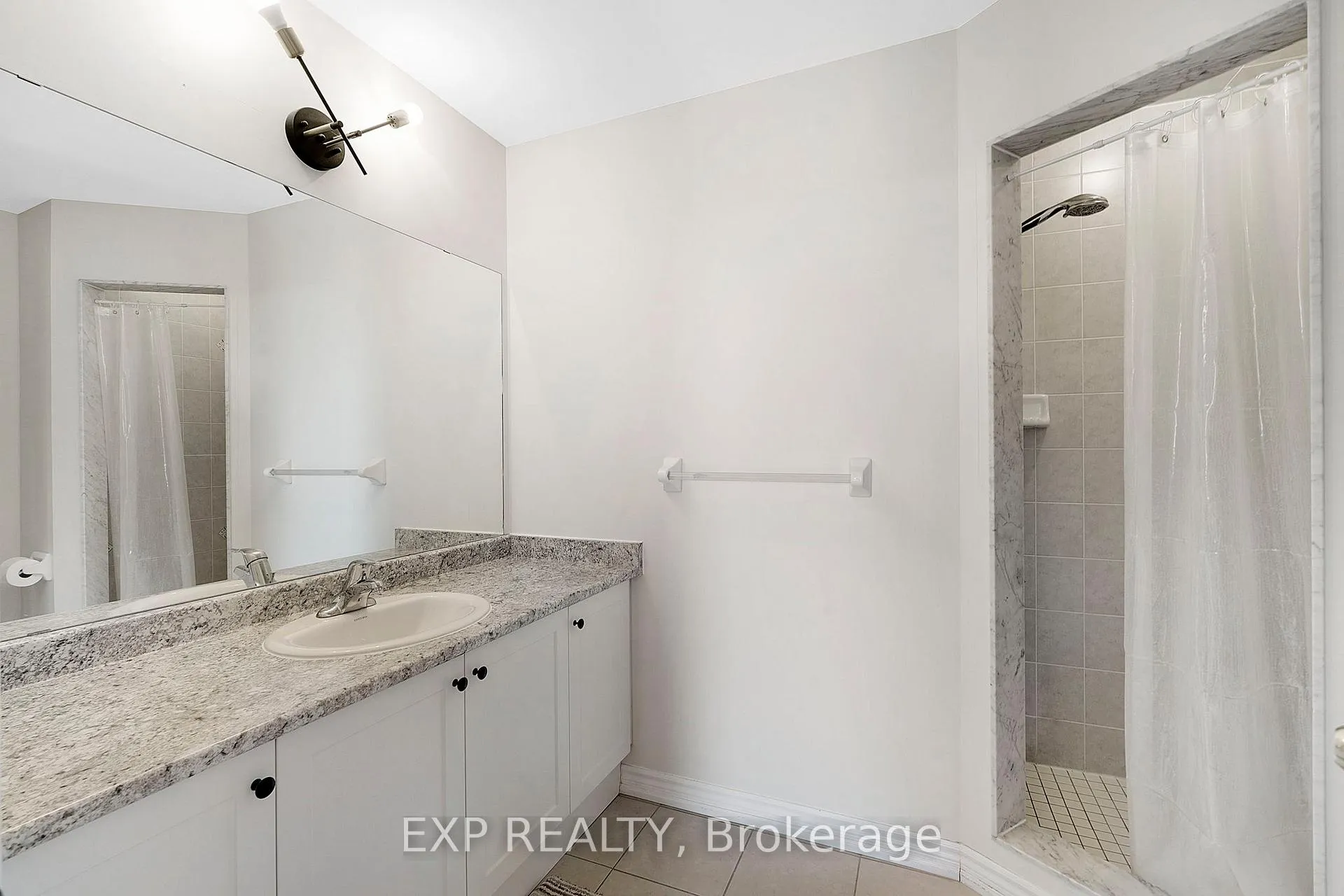 Photo 14 of 38 Miami Grove, Brampton, Bram East — HOMEH