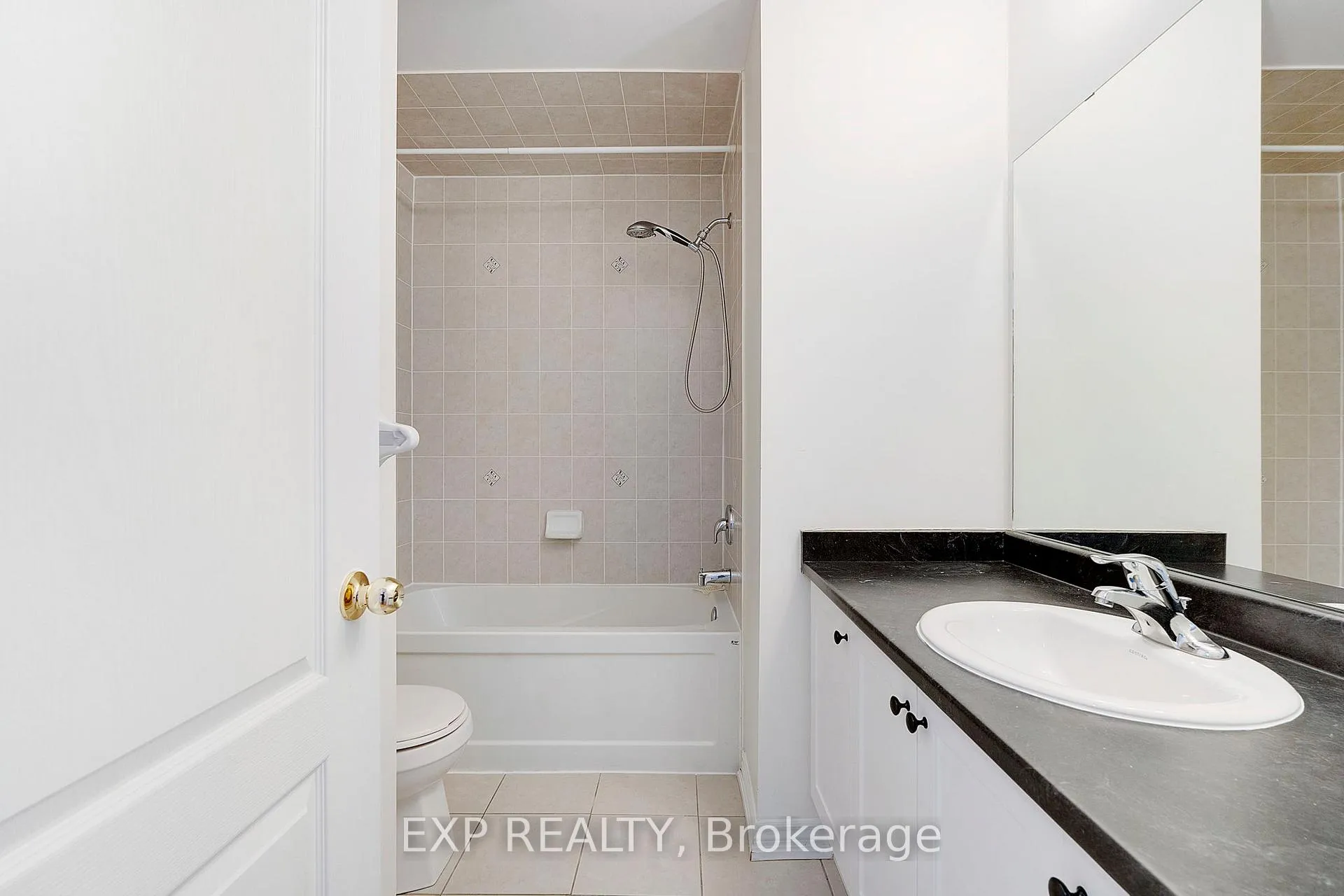 Photo 16 of 38 Miami Grove, Brampton, Bram East — HOMEH