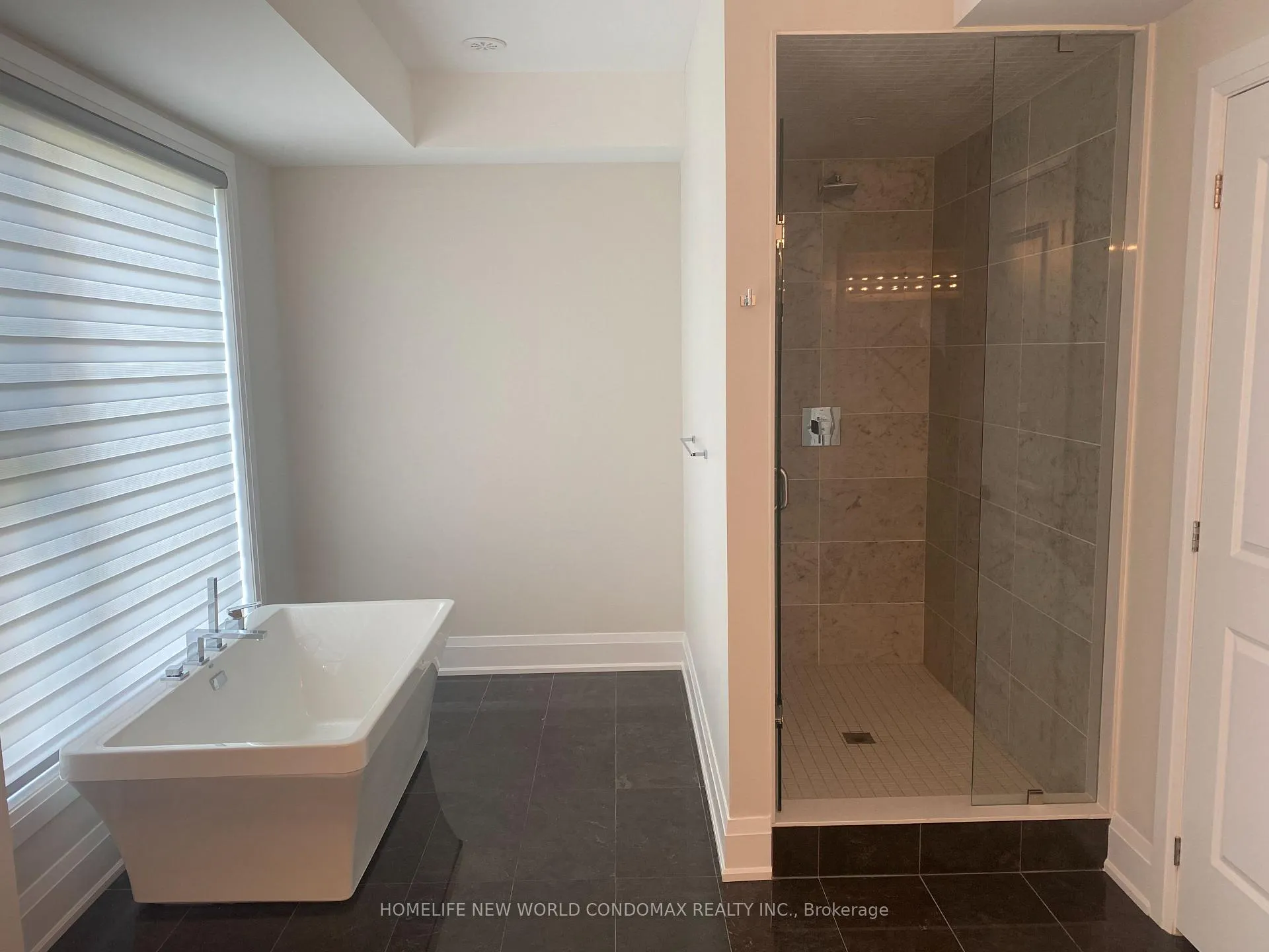 Photo 5 of 863 Clark Avenue W, Vaughan, Brownridge — HOMEH