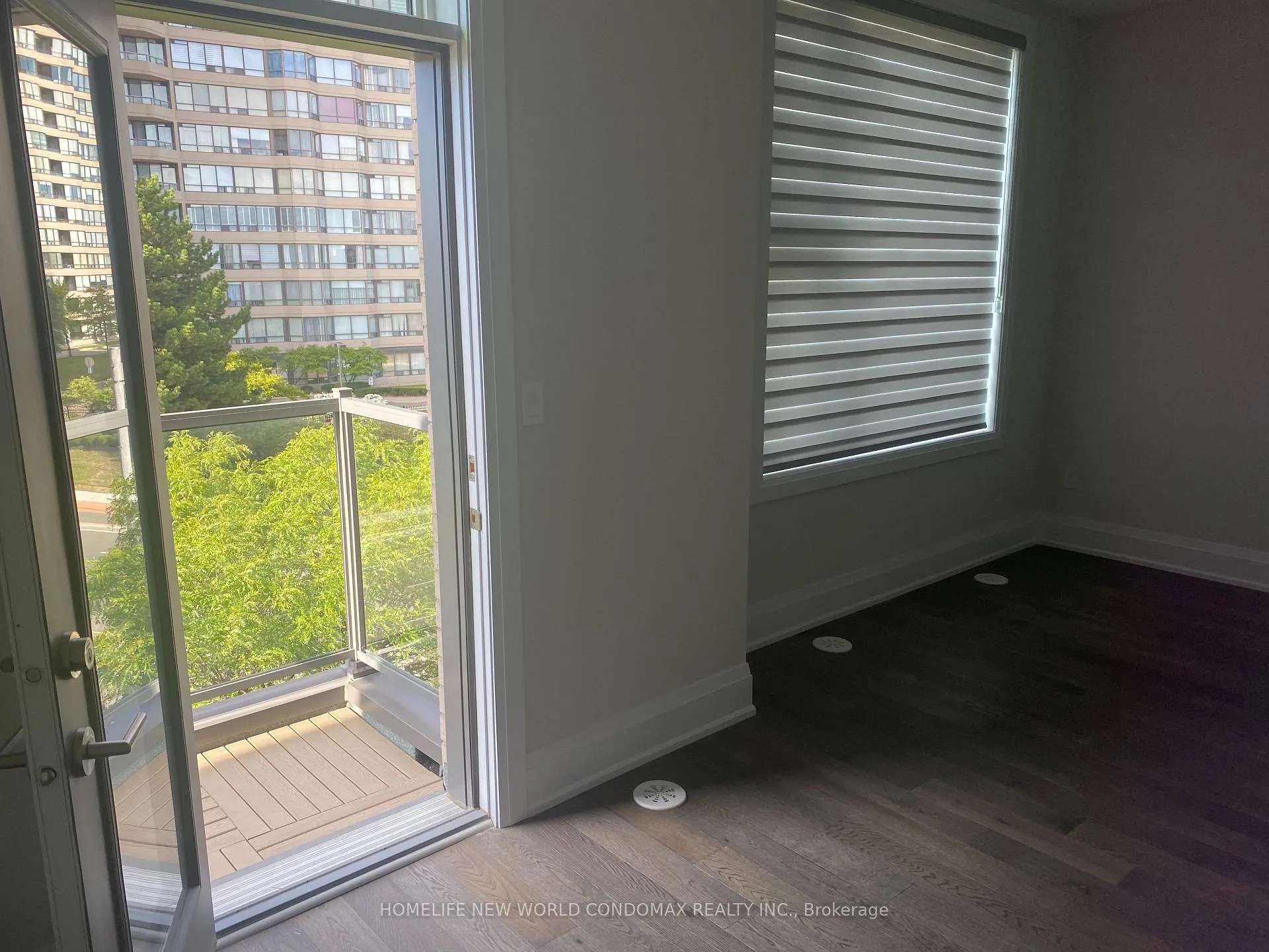 Photo 23 of 863 Clark Avenue W, Vaughan, Brownridge — HOMEH