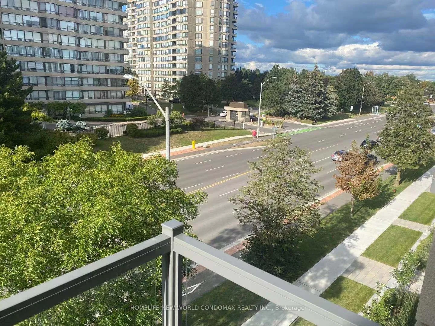 Photo 24 of 863 Clark Avenue W, Vaughan, Brownridge — HOMEH