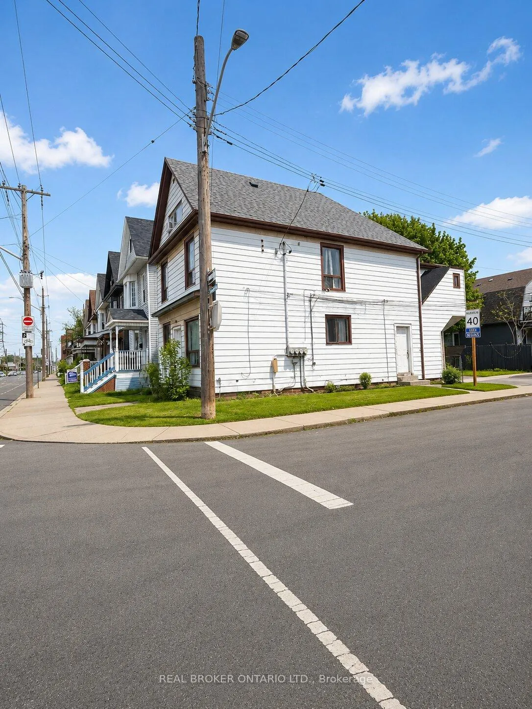 Photo 3 of 518 Cannon Street E, Hamilton, Gibson — HOMEH