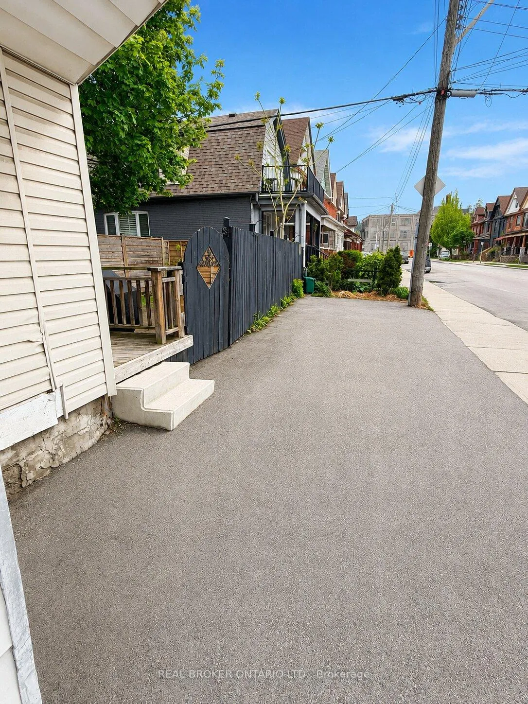 Photo 6 of 518 Cannon Street E, Hamilton, Gibson — HOMEH