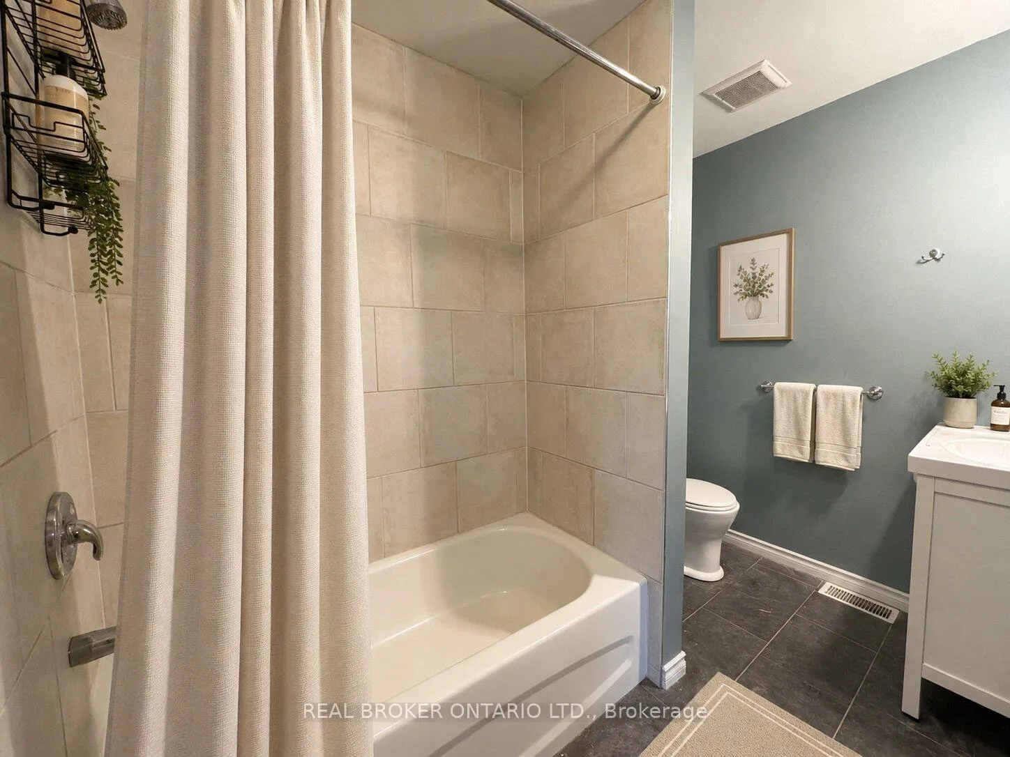 Photo 13 of 518 Cannon Street E, Hamilton, Gibson — HOMEH