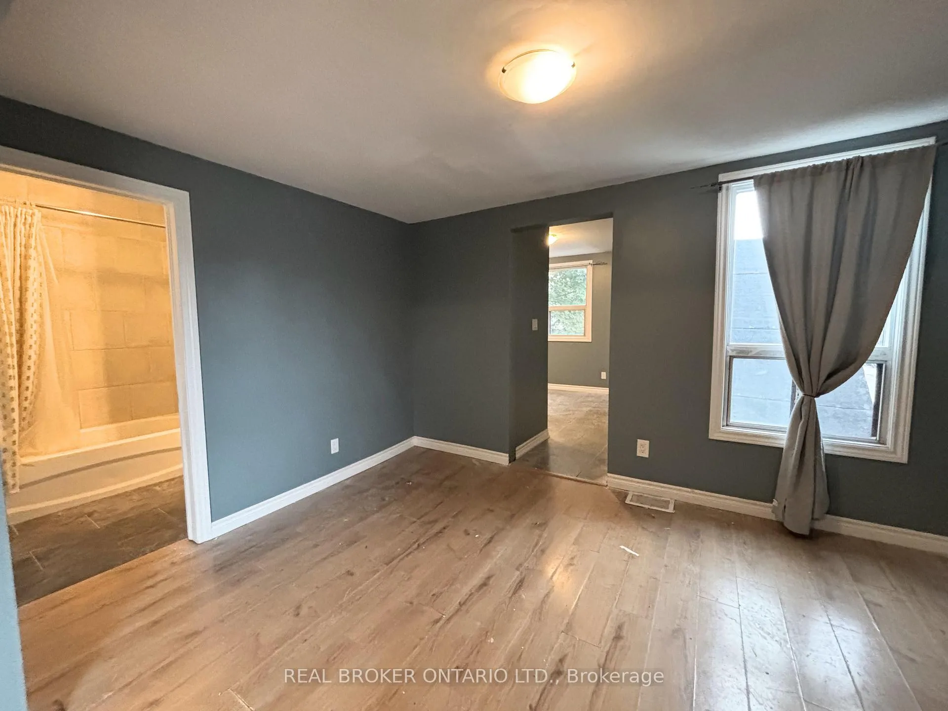 Photo 19 of 518 Cannon Street E, Hamilton, Gibson — HOMEH