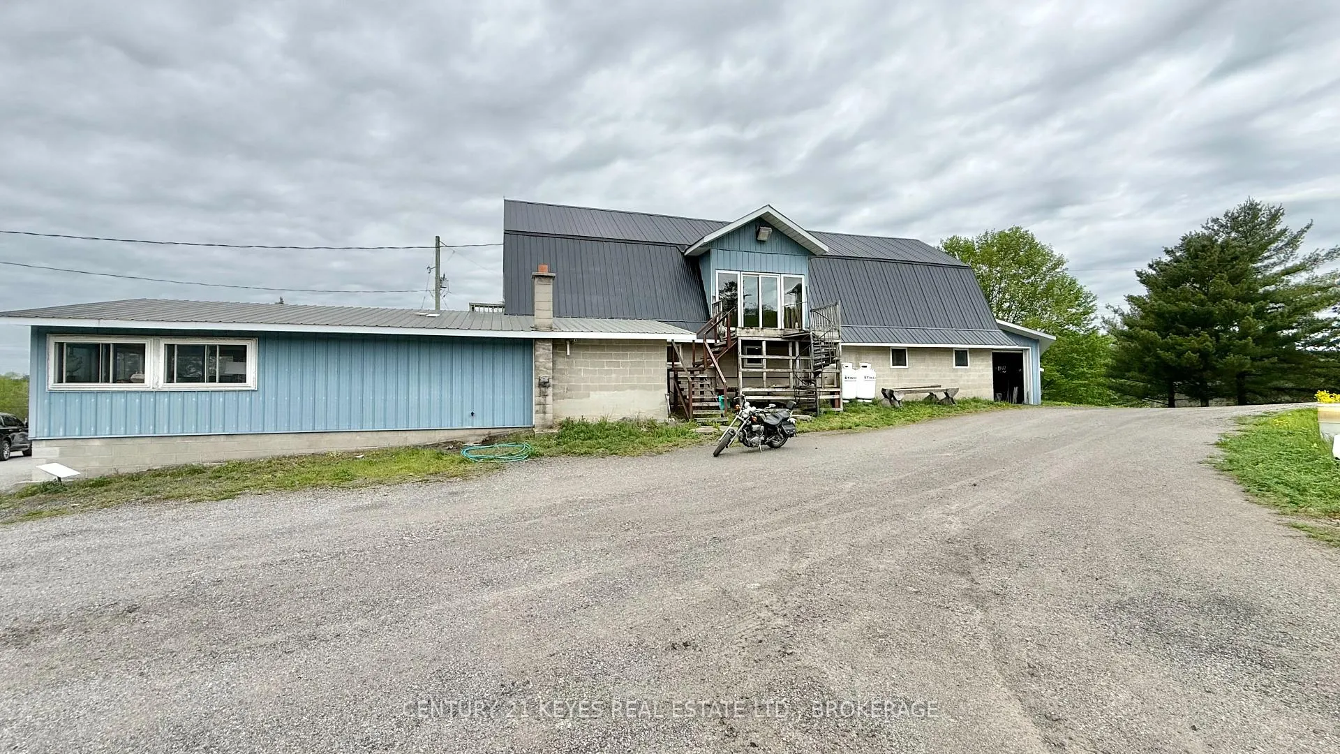Photo 17 of 151 County Rd 5, Front of Yonge, Front of Yonge Twp — HOMEH