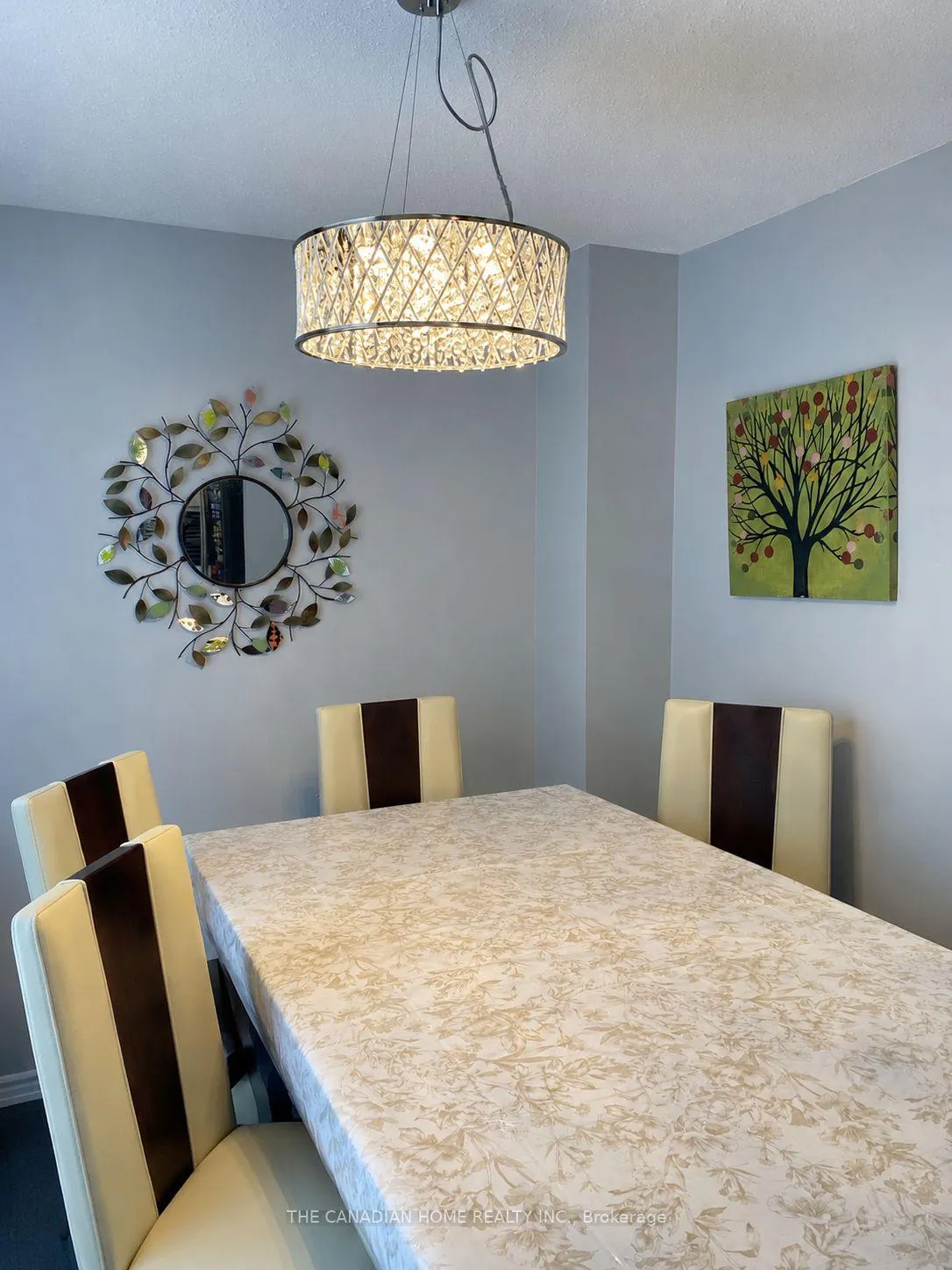 Photo 7 of 61 Exeter Drive, Ottawa, Barrhaven - On the Green — HOMEH