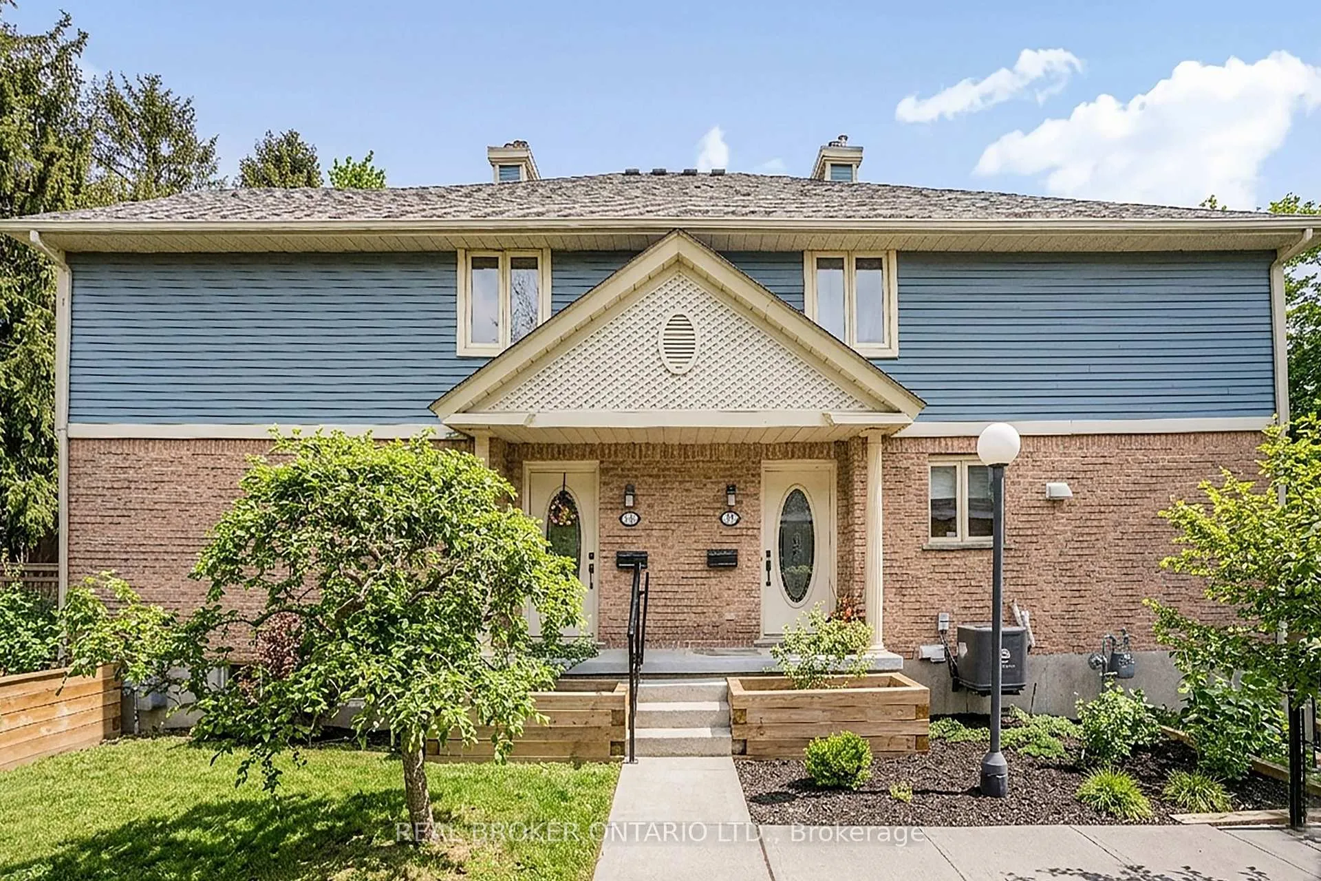 Photo 2 of Unit 11, 941 Gordon Street, Guelph, Kortright West — HOMEH