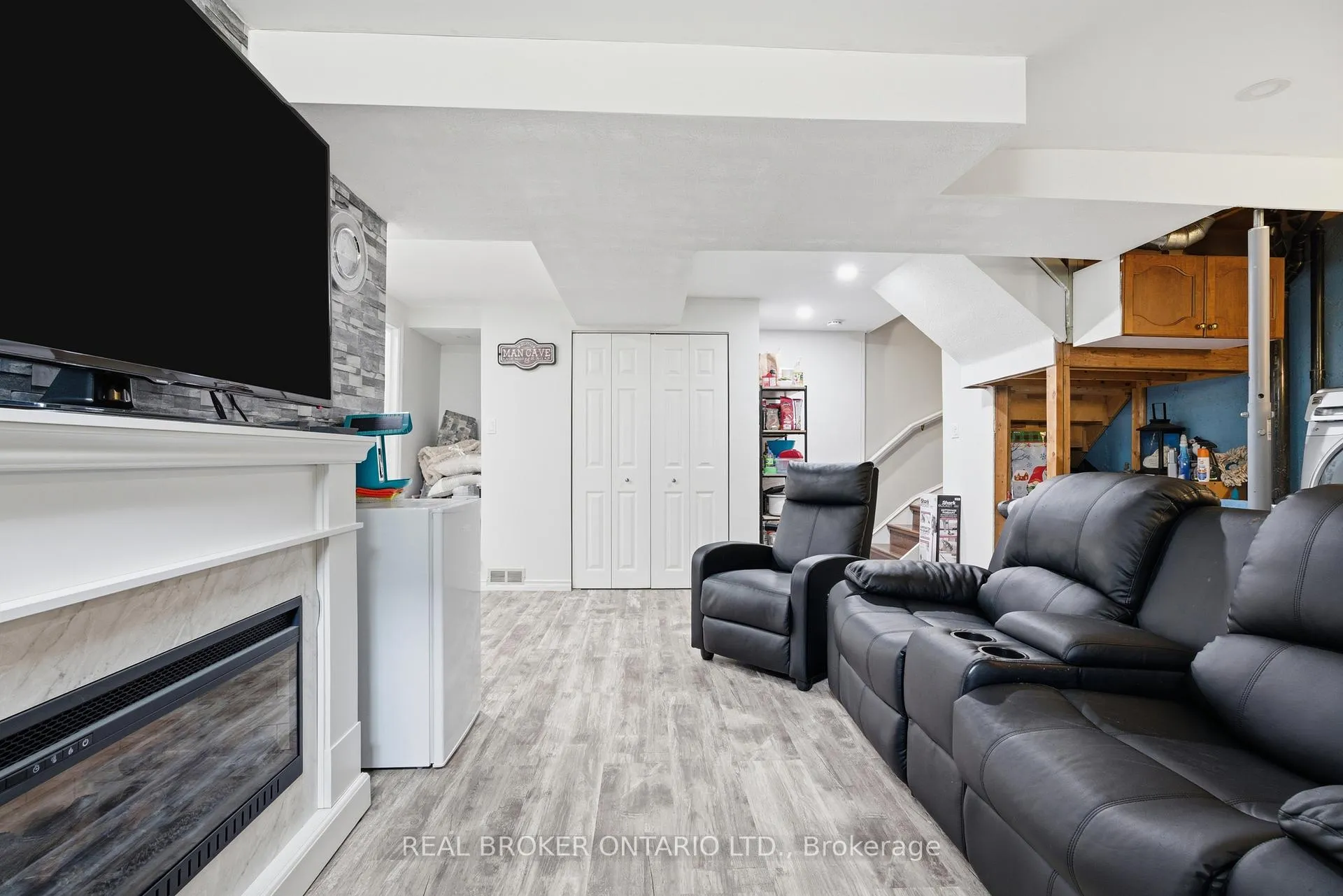 Photo 10 of Unit 11, 941 Gordon Street, Guelph, Kortright West — HOMEH