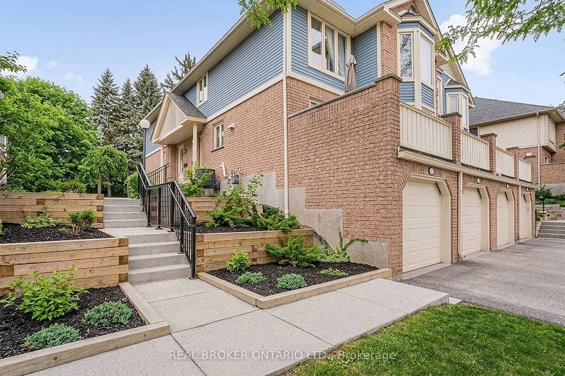 Photo 41 of Unit 11, 941 Gordon Street, Guelph, Kortright West — HOMEH