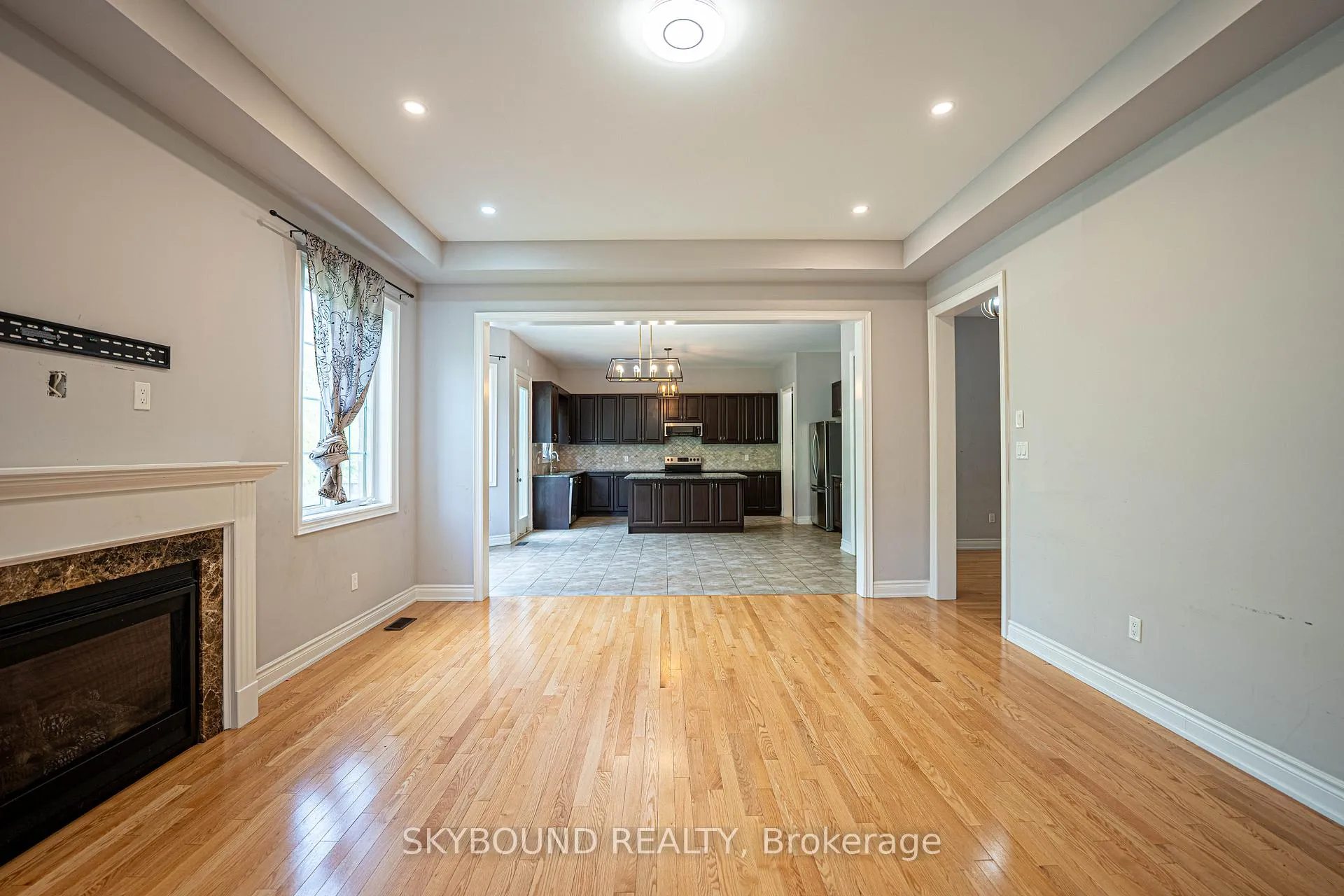 Photo 15 of 3217 Meadow Marsh Crescent, Oakville, Joshua Meadows — HOMEH