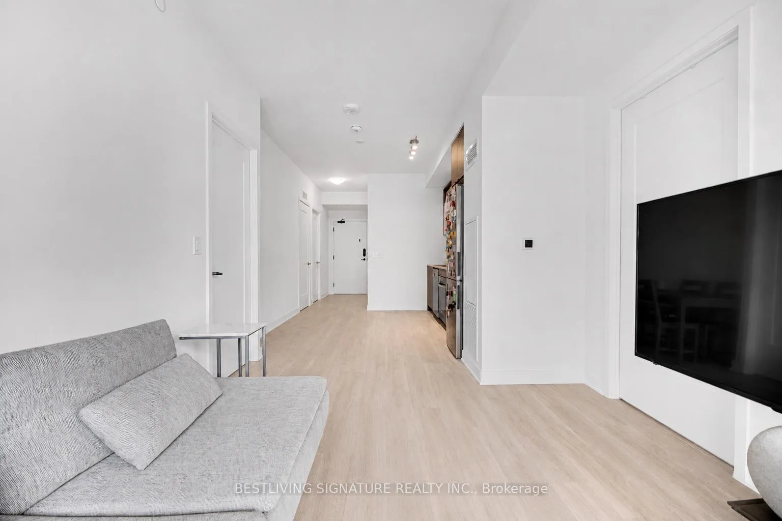 Photo 5 of Unit 1221, 60 Princess Street, Toronto, Waterfront Communities — HOMEH