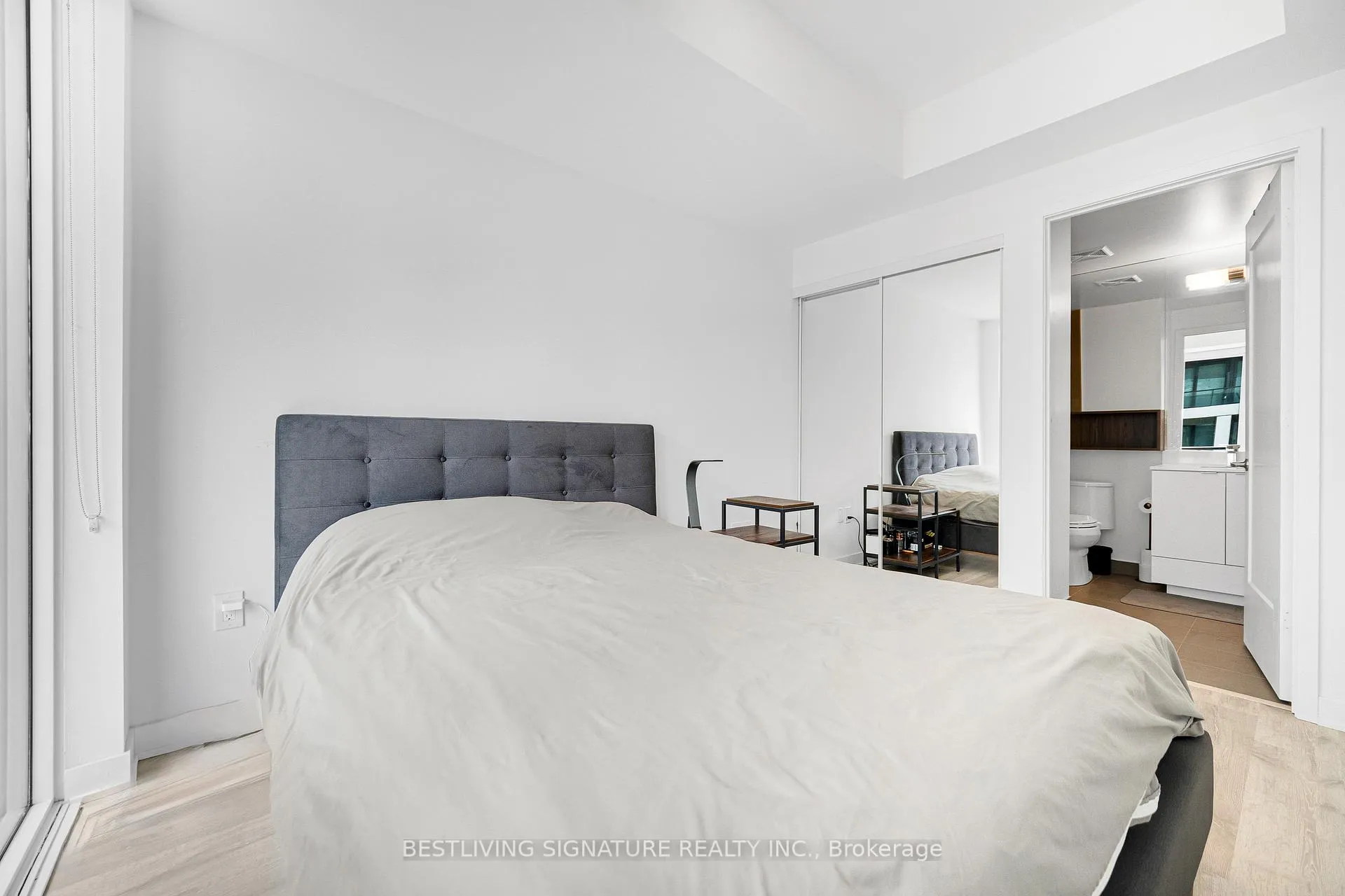 Photo 11 of Unit 1221, 60 Princess Street, Toronto, Waterfront Communities — HOMEH