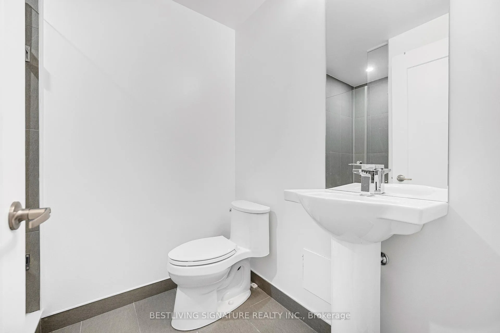 Photo 16 of Unit 1221, 60 Princess Street, Toronto, Waterfront Communities — HOMEH