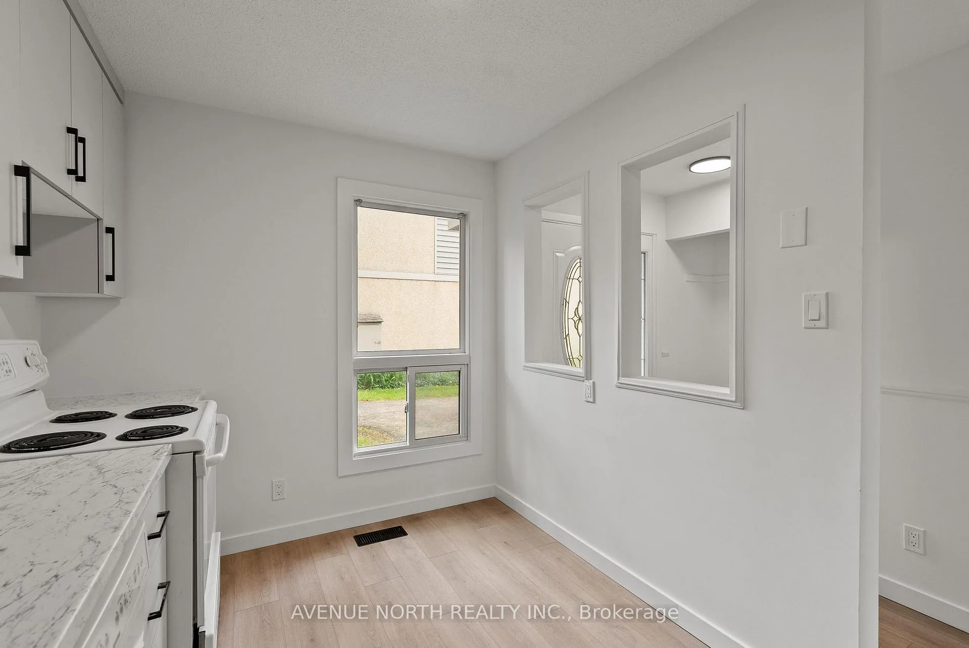 Photo 12 of 1408 Ballard Crescent, Ottawa, Pineview — HOMEH