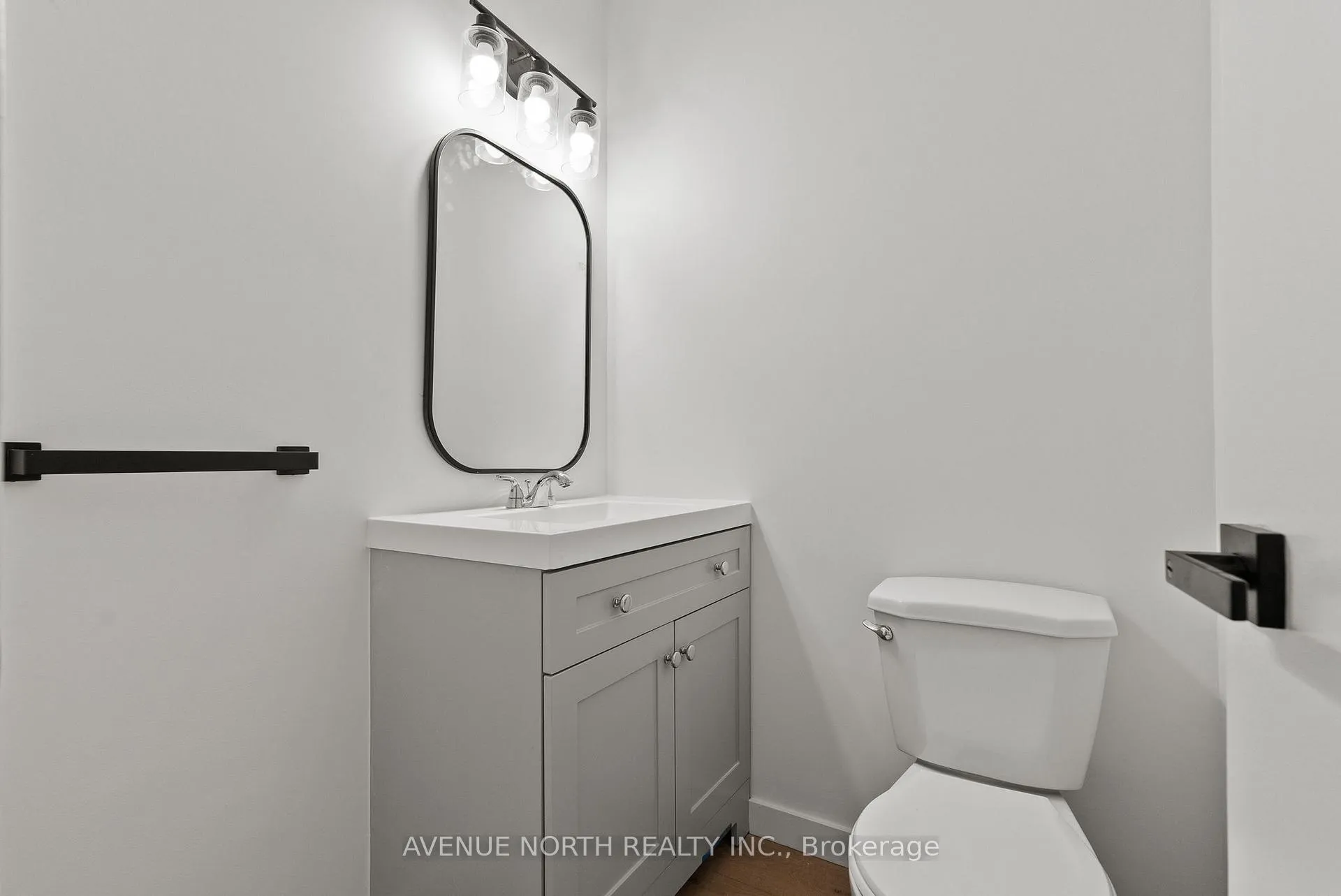 Photo 13 of 1408 Ballard Crescent, Ottawa, Pineview — HOMEH