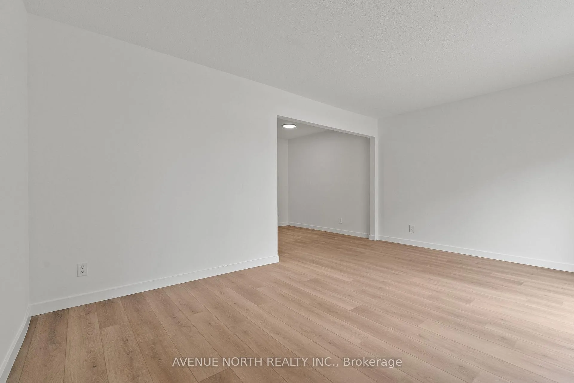 Photo 19 of 1408 Ballard Crescent, Ottawa, Pineview — HOMEH