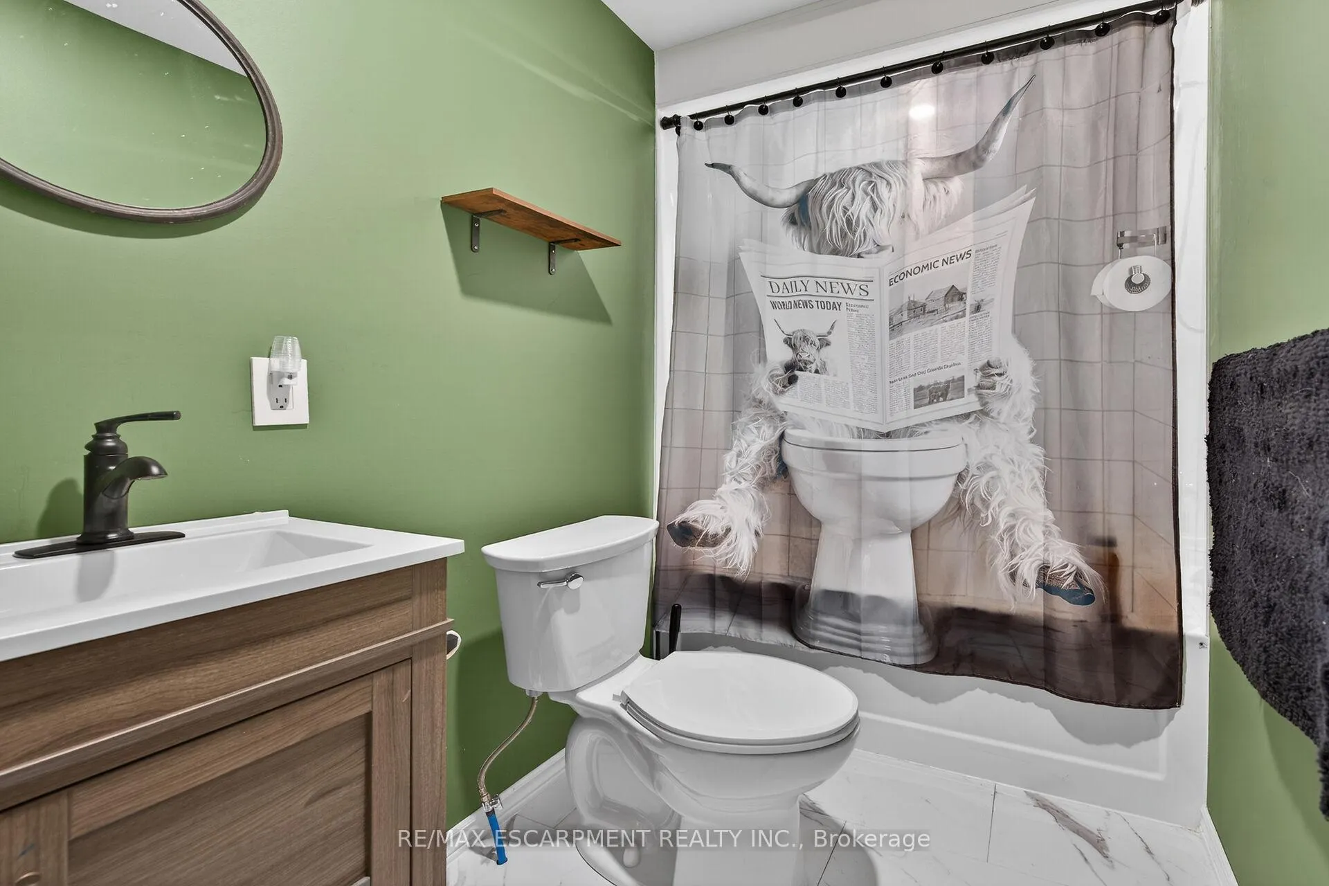 Photo 30 of 827 Pine Street, Haldimand, Dunnville — HOMEH