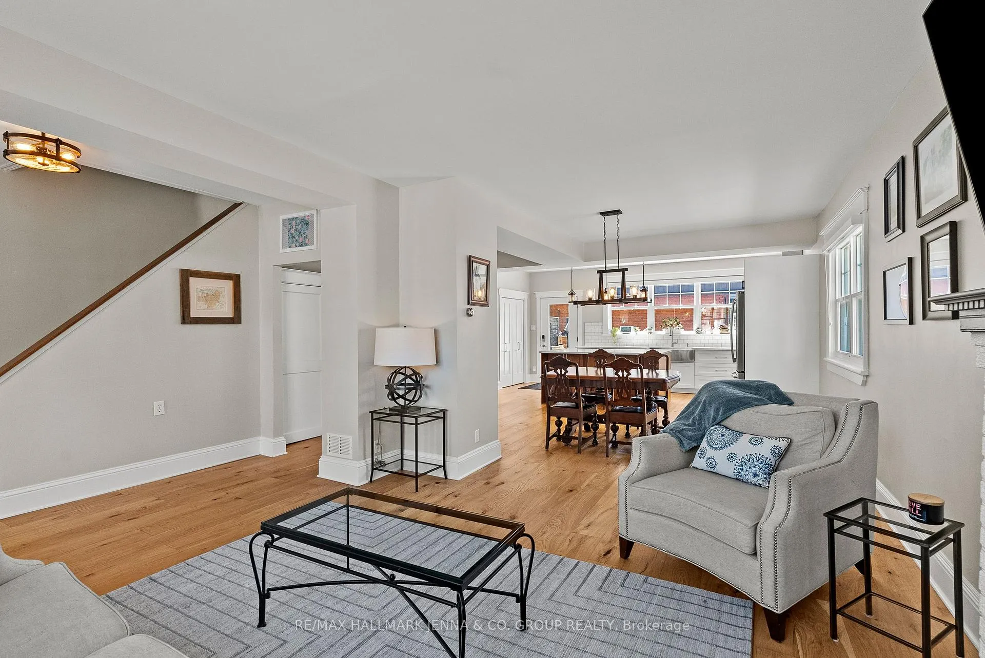 Photo 7 of 114 Hamilton Avenue N, Ottawa, Ottawa West — HOMEH
