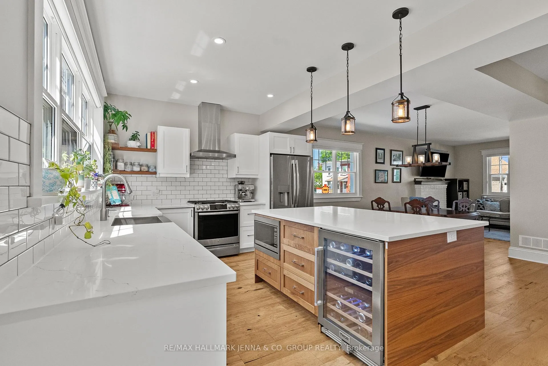 Photo 12 of 114 Hamilton Avenue N, Ottawa, Ottawa West — HOMEH