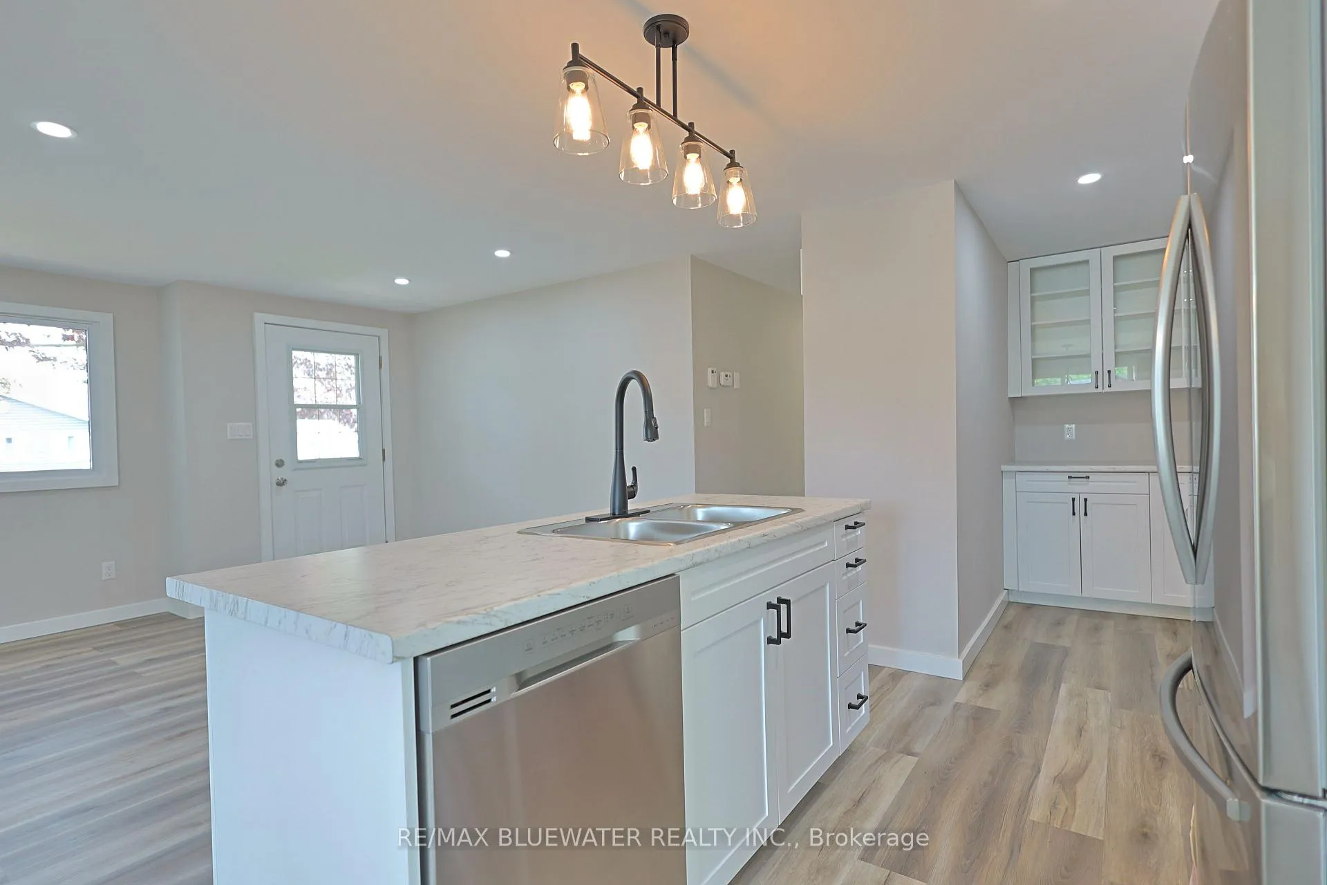 Photo 17 of 179 Pebble Beach Parkway, South Huron, Stephen — HOMEH