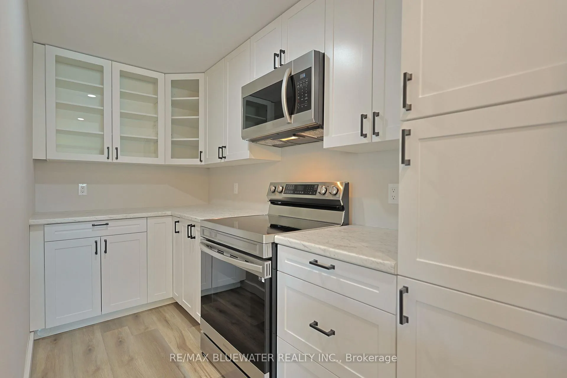 Photo 20 of 179 Pebble Beach Parkway, South Huron, Stephen — HOMEH