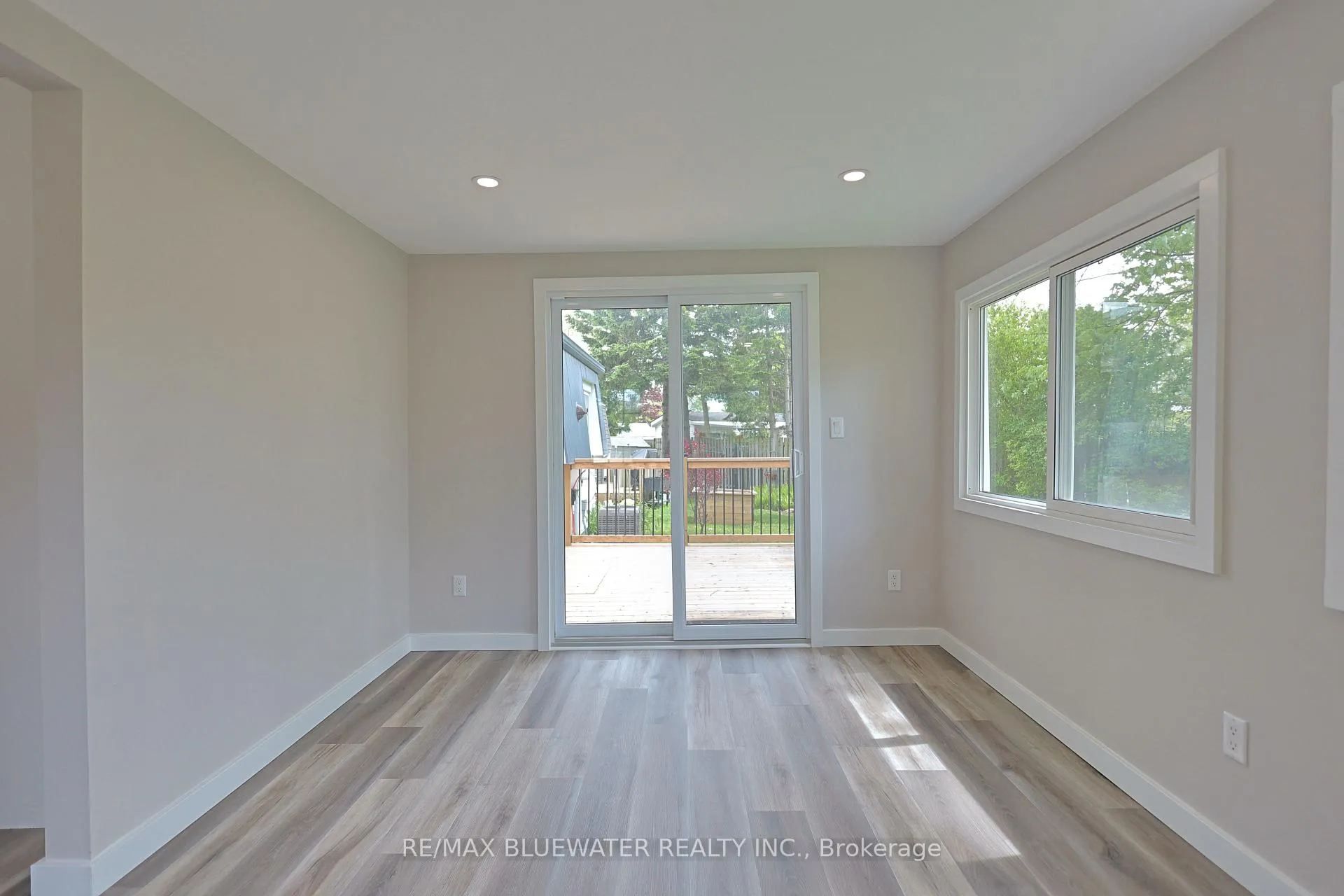 Photo 24 of 179 Pebble Beach Parkway, South Huron, Stephen — HOMEH
