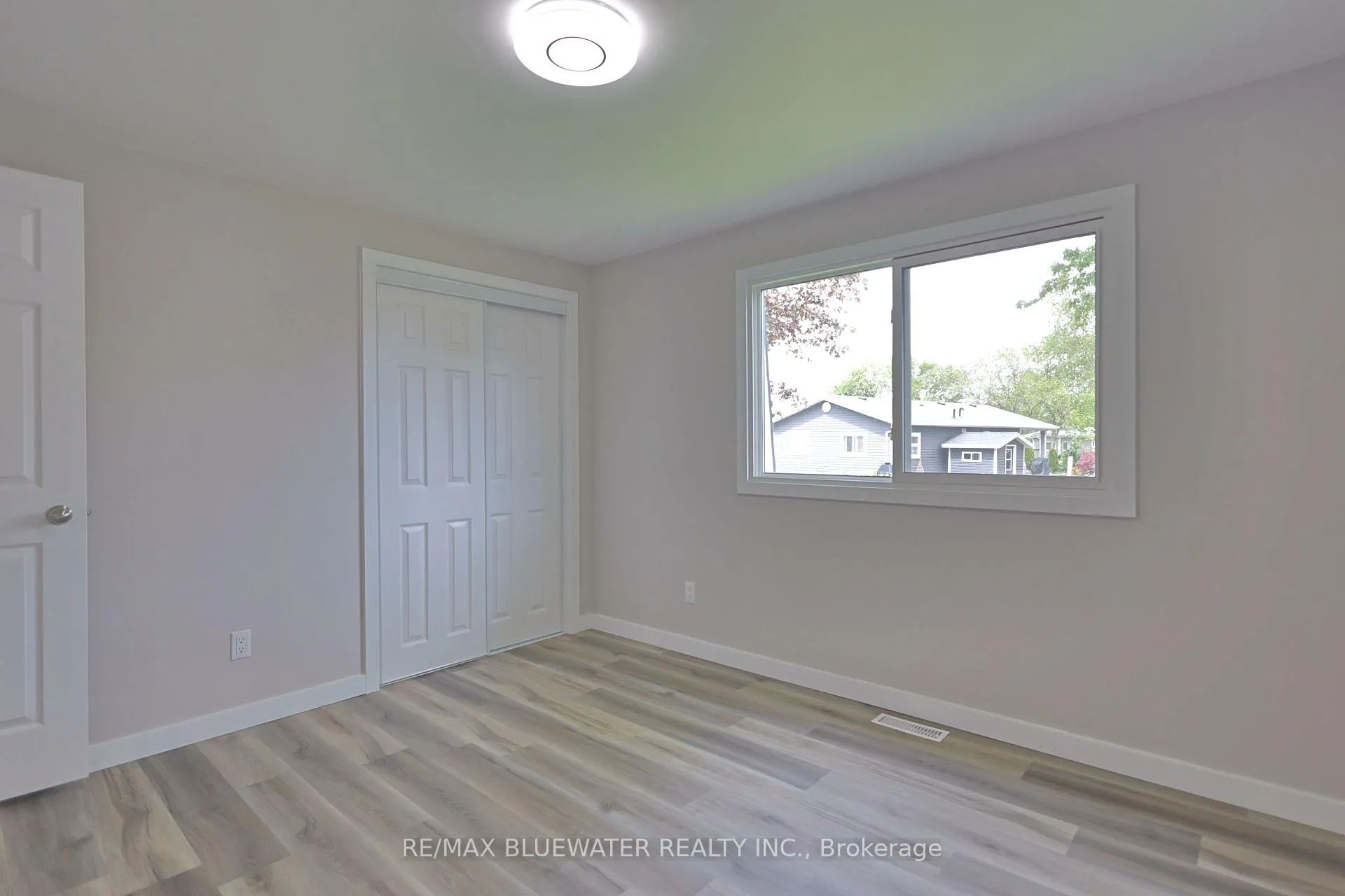 Photo 26 of 179 Pebble Beach Parkway, South Huron, Stephen — HOMEH
