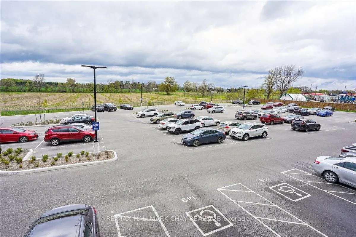 Photo 25 of Unit 412, 30 Hanmer Street W, Barrie, West Bayfield — HOMEH