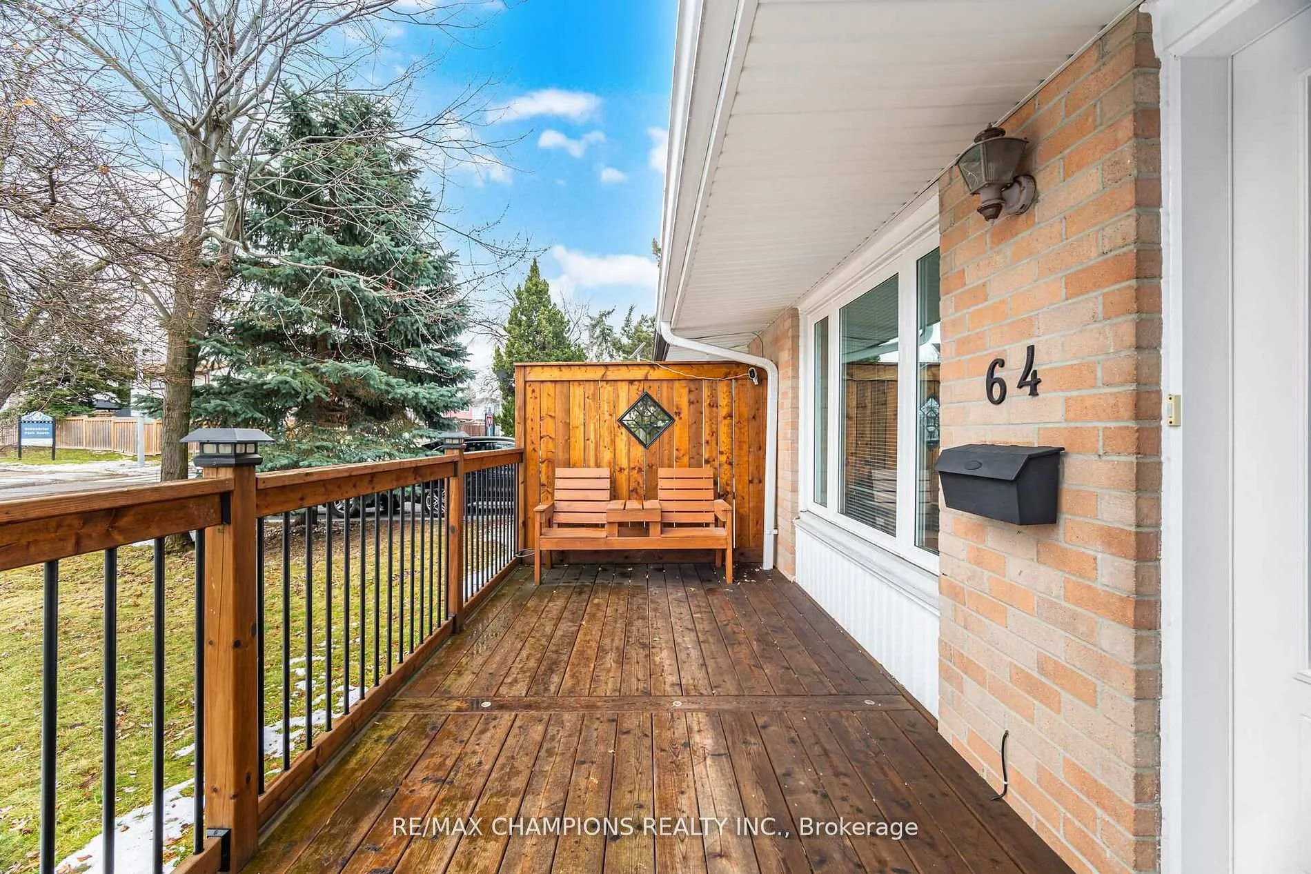 Photo 2 of 64 Greenbriar Road, Brampton, Northgate — HOMEH