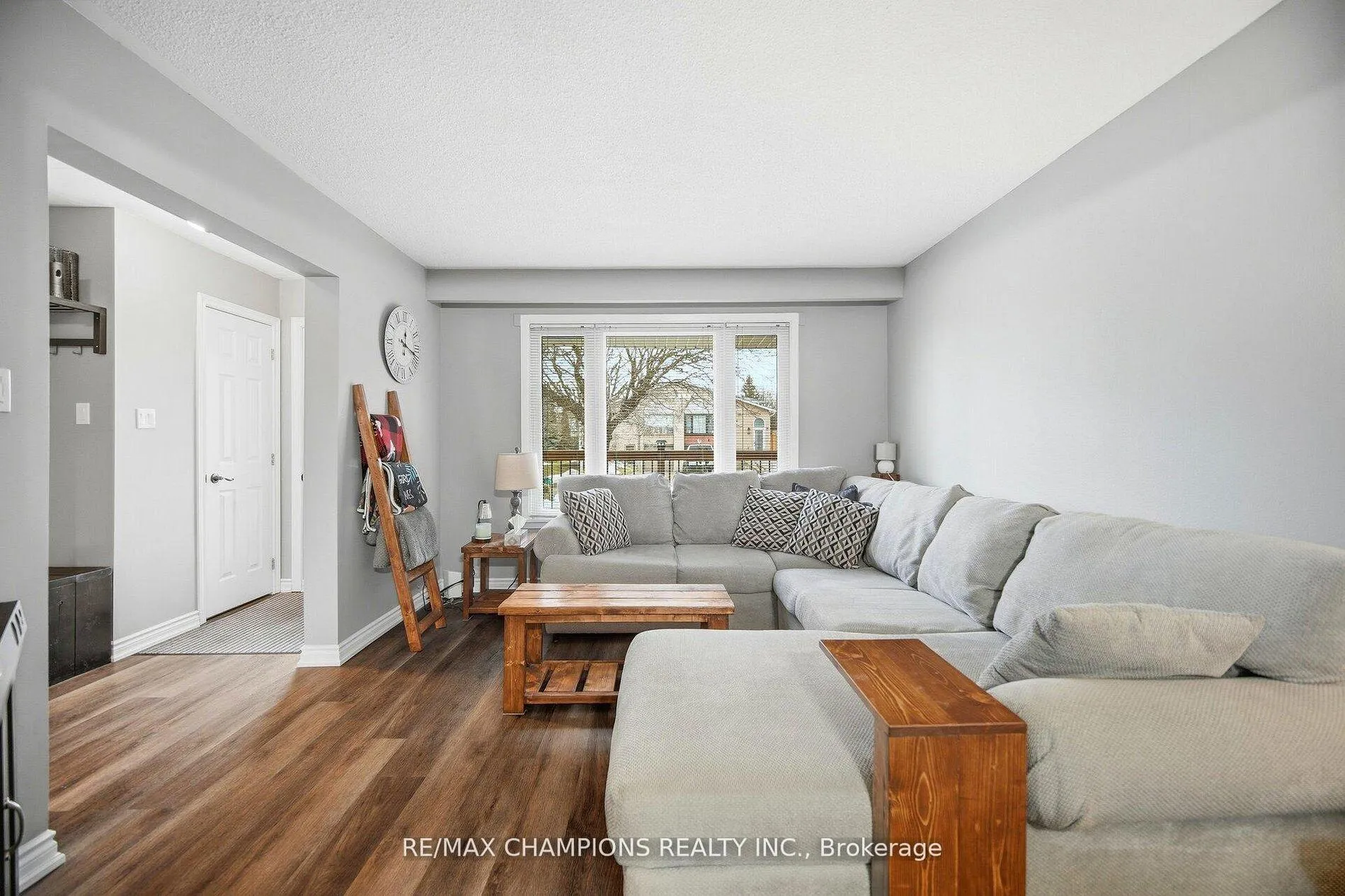 Photo 3 of 64 Greenbriar Road, Brampton, Northgate — HOMEH