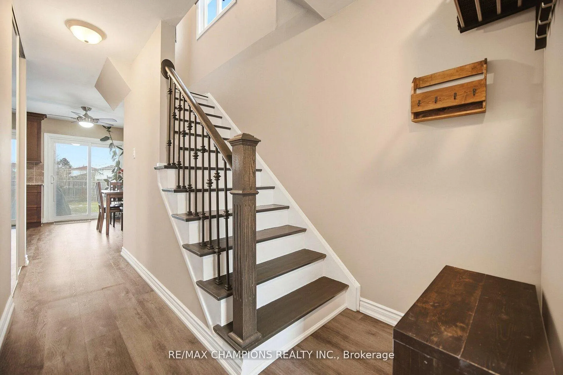 Photo 10 of 64 Greenbriar Road, Brampton, Northgate — HOMEH