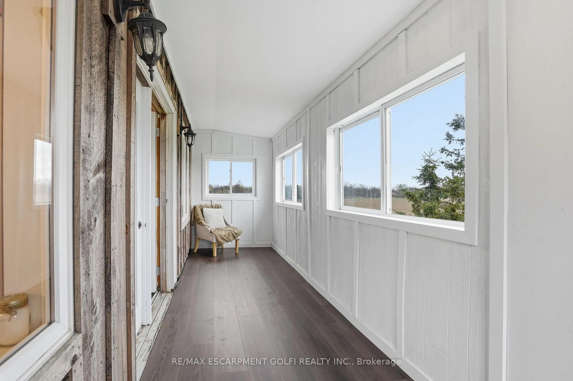 Photo 20 of 800 Hall Road, Hamilton, Rural Glanbrook — HOMEH