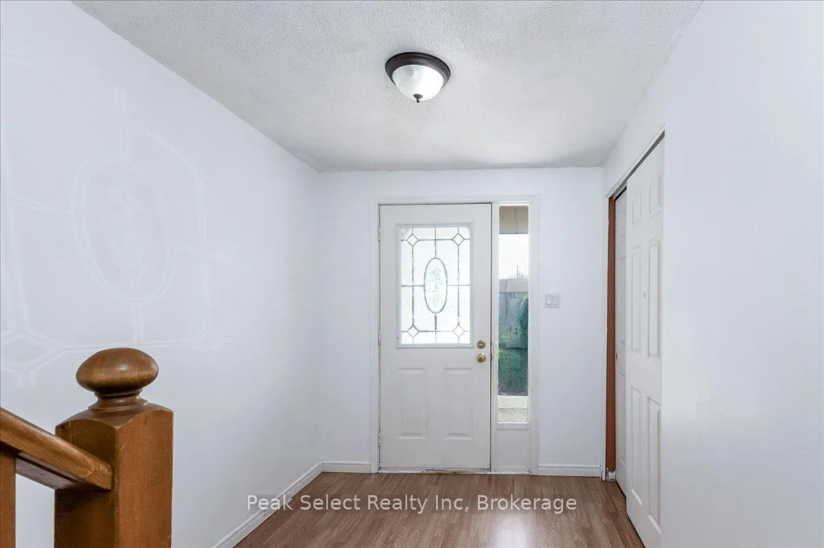 Photo 9 of 29 Southvale Road, St. Marys — HOMEH