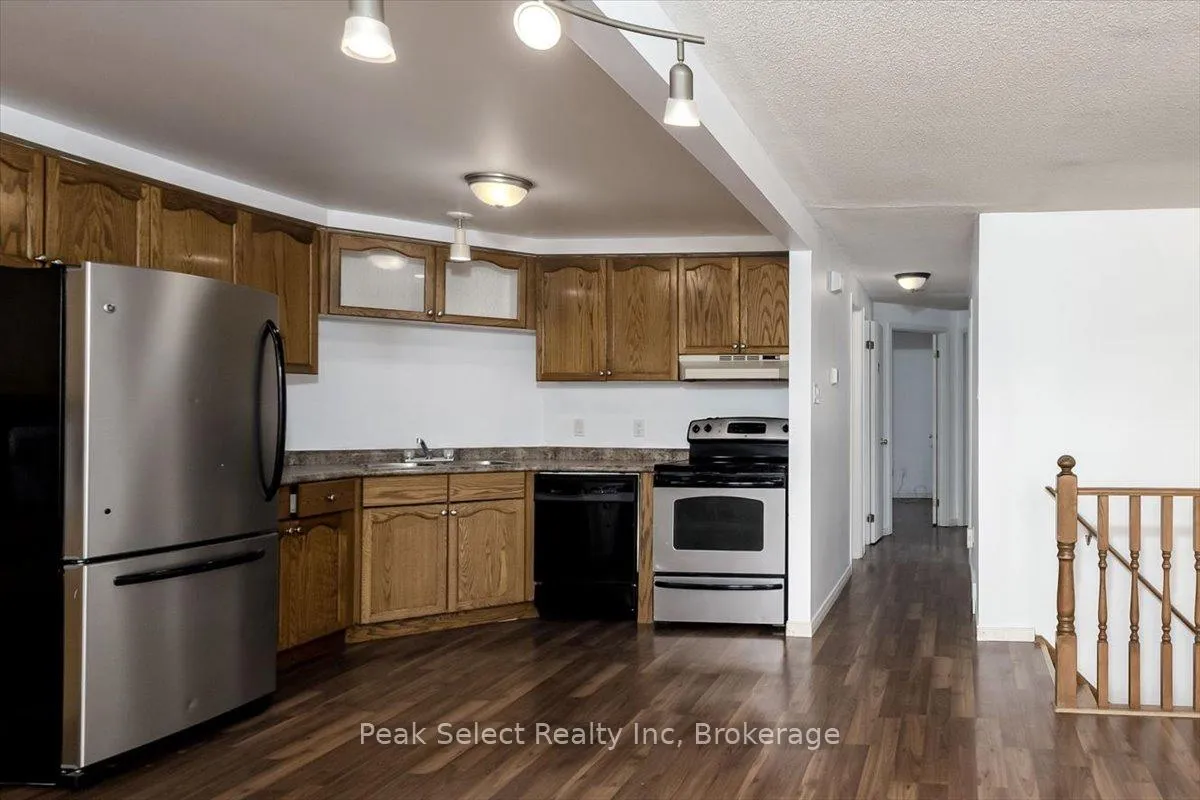 Photo 10 of 29 Southvale Road, St. Marys — HOMEH