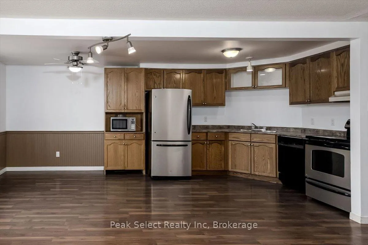 Photo 11 of 29 Southvale Road, St. Marys — HOMEH