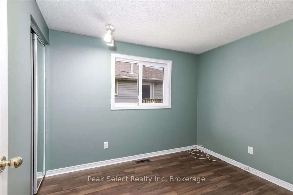 Photo 22 of 29 Southvale Road, St. Marys — HOMEH