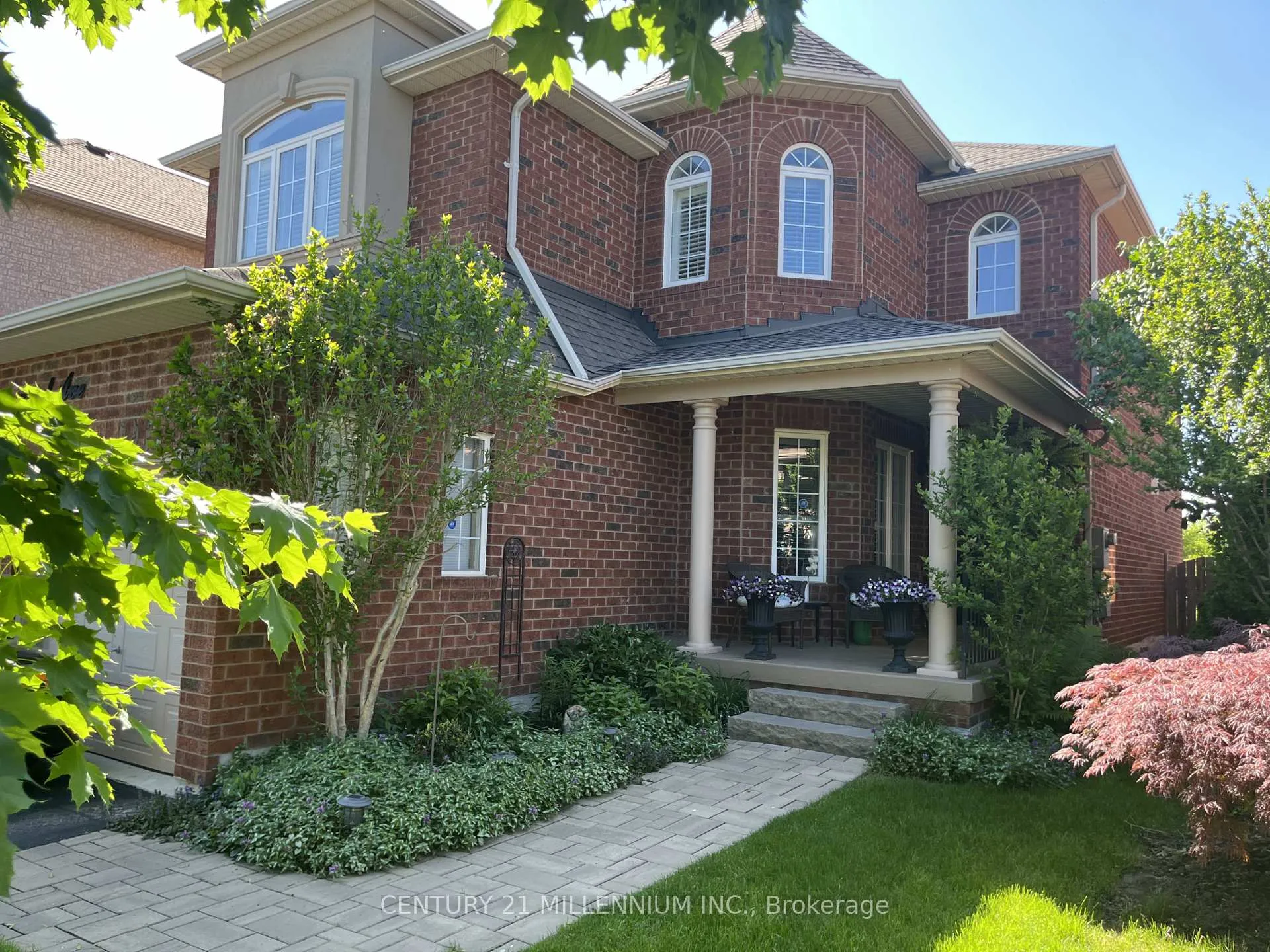 Front of 6 Collingwood Avenue