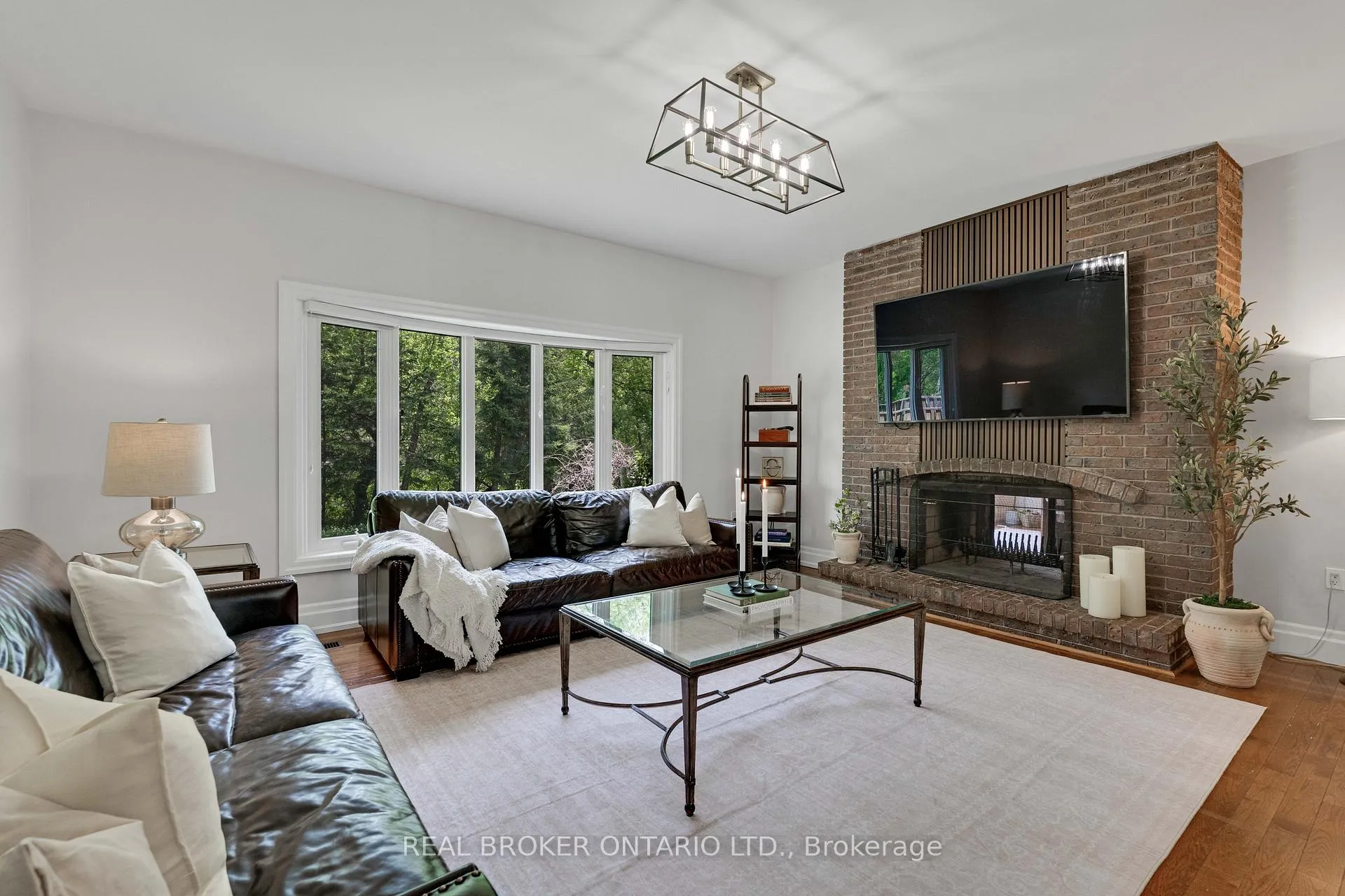 Photo 7 of 44 Hickman Street, Caledon, Bolton West — HOMEH