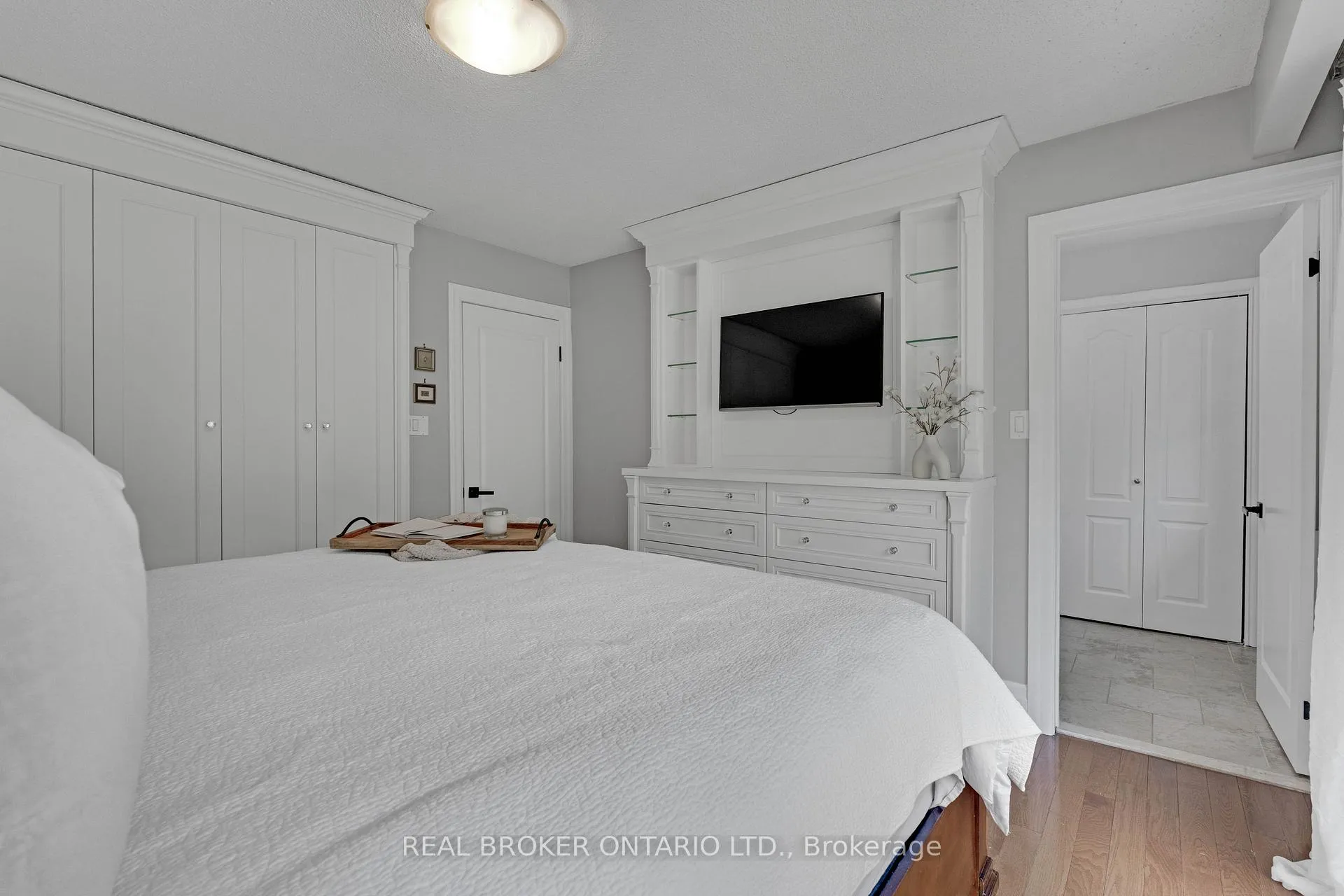 Photo 25 of 44 Hickman Street, Caledon, Bolton West — HOMEH