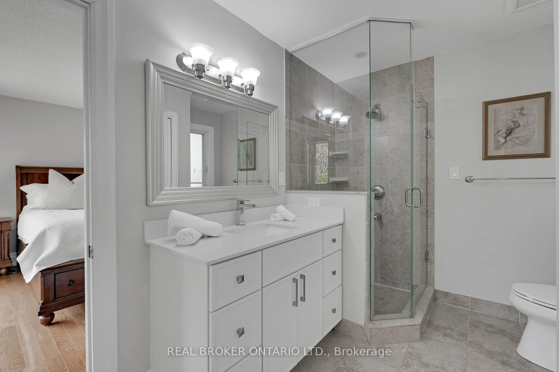 Photo 26 of 44 Hickman Street, Caledon, Bolton West — HOMEH