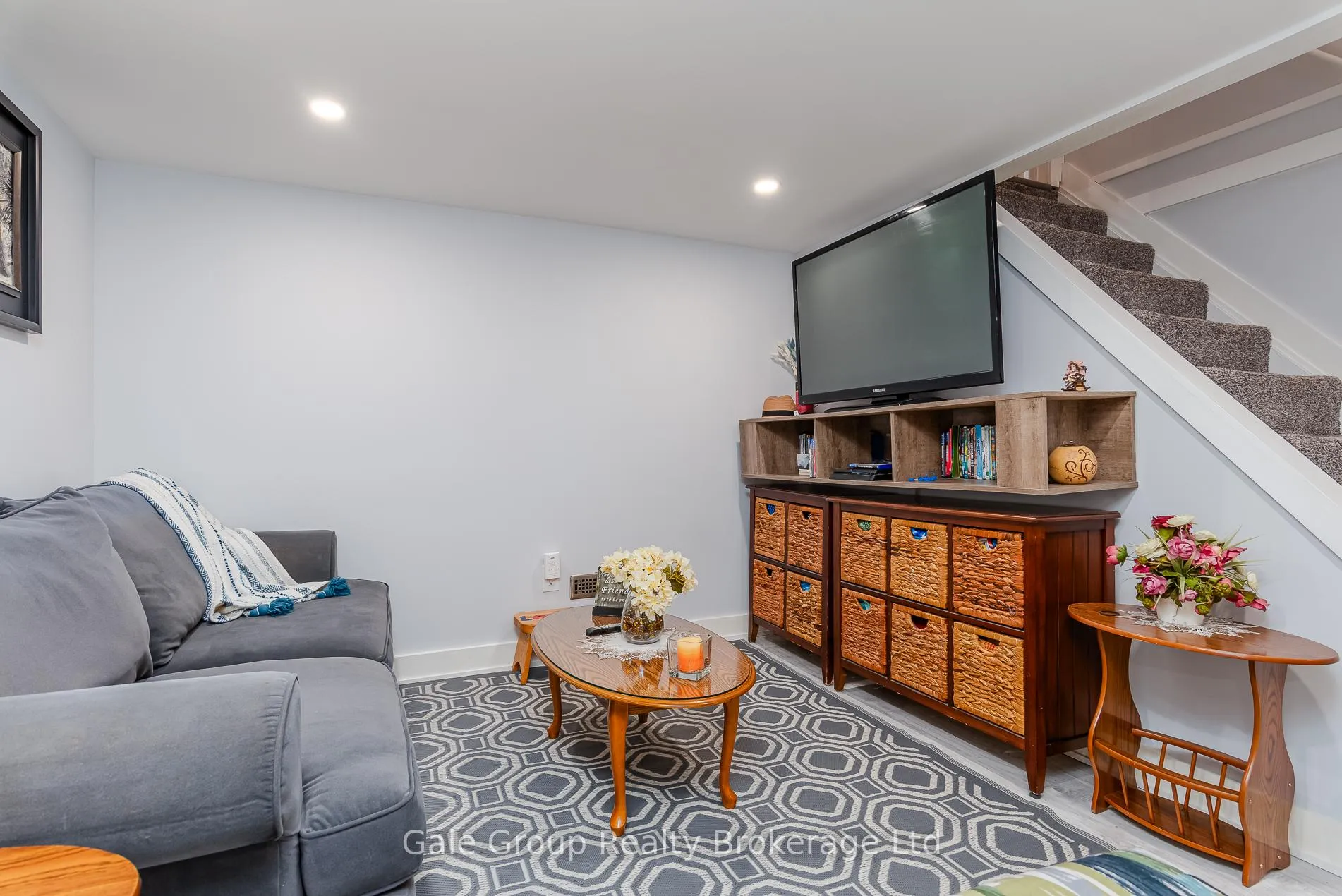 Photo 40 of 183 Byron Street, Zorra, Thamesford — HOMEH