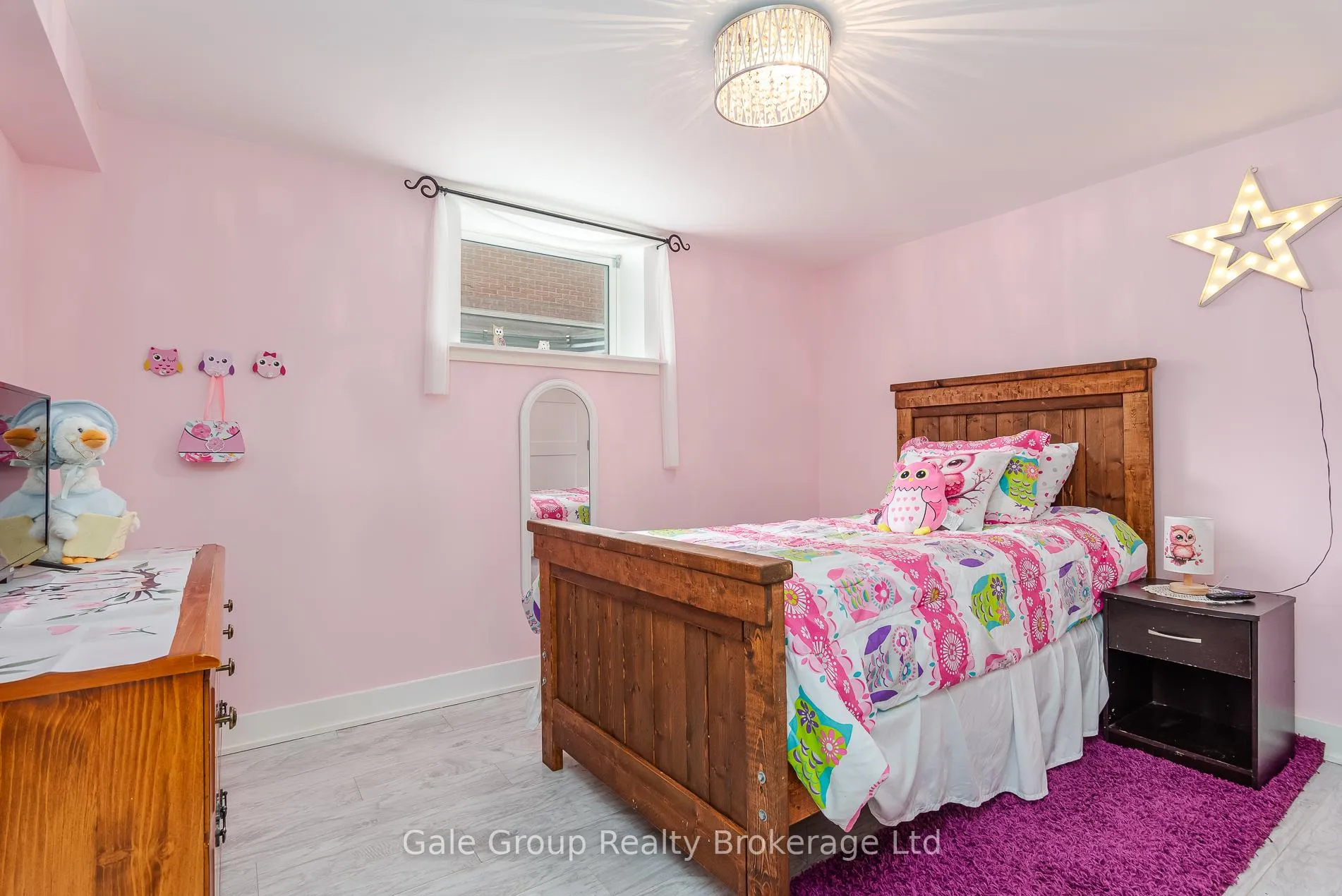 Photo 42 of 183 Byron Street, Zorra, Thamesford — HOMEH