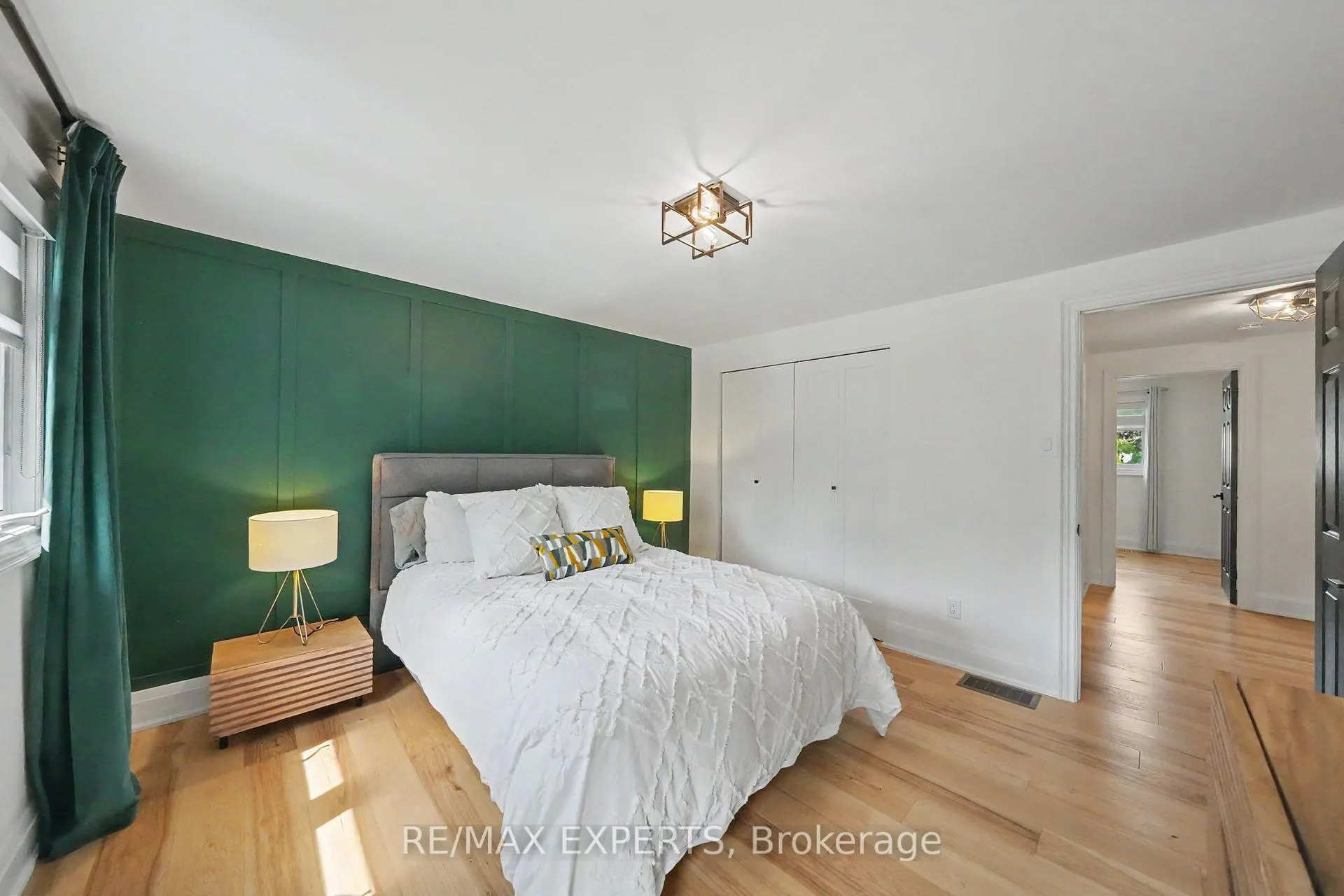 Photo 19 of 21 Bigwin Drive, Aurora, Aurora Heights — HOMEH